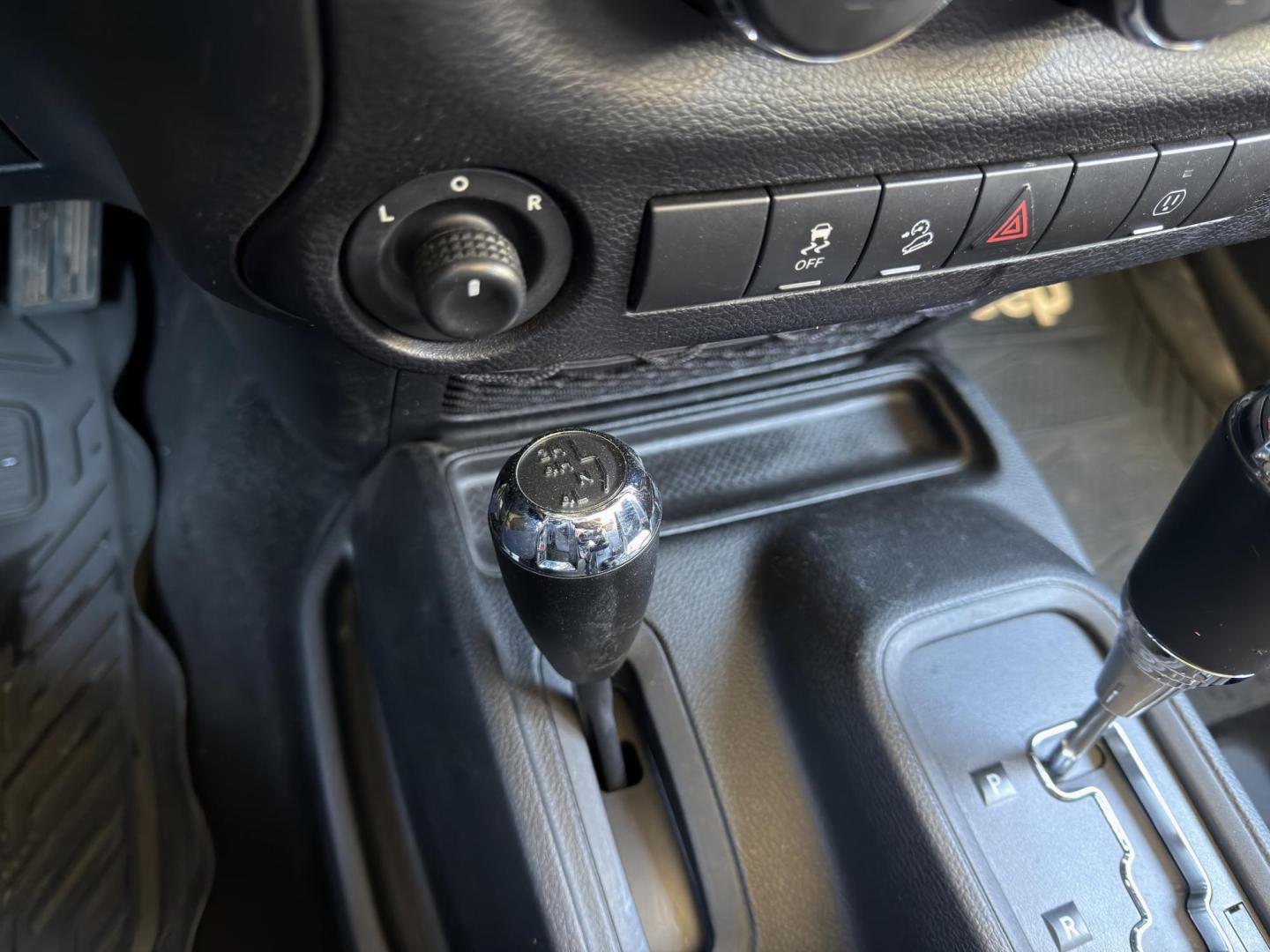 2017 TAN /Black Jeep Wrangler Unlimited Sahara 4WD (1C4BJWEG8HL) with an 3.6L V6 engine, Automatic transmission, located at 2990 Old Orchard Rd., Jackson, MO, 63755, 37.354214, -89.612106 - 2017 Jeep Wrangler Unlimited Sahara 117xxx miles 4x4 3.6L V6 Automatic Cruise Power Windows/Locks/Mirrors We have financing available and we accept trades! Fill out a credit application on our website or come by today! If you have any questions, give us a call at (573) 204-7777 or visit our - Photo#2