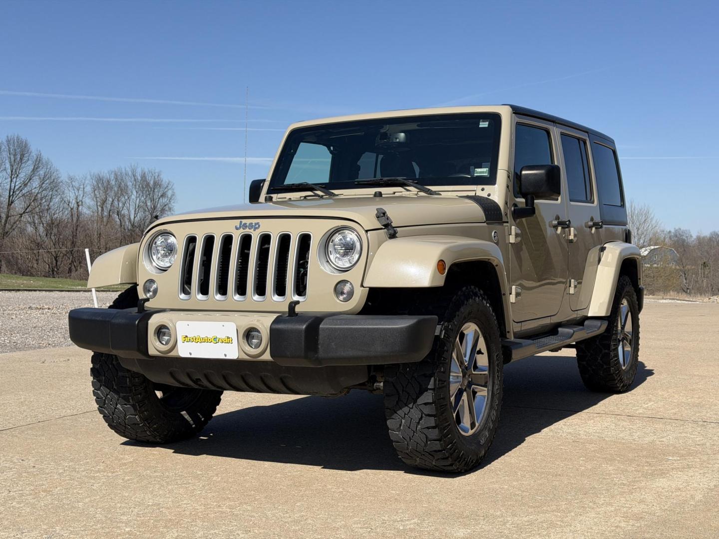 2017 TAN /Black Jeep Wrangler Unlimited Sahara 4WD (1C4BJWEG8HL) with an 3.6L V6 engine, Automatic transmission, located at 2990 Old Orchard Rd., Jackson, MO, 63755, 37.354214, -89.612106 - 2017 Jeep Wrangler Unlimited Sahara 117xxx miles 4x4 3.6L V6 Automatic Cruise Power Windows/Locks/Mirrors We have financing available and we accept trades! Fill out a credit application on our website or come by today! If you have any questions, give us a call at (573) 204-7777 or visit our - Photo#3