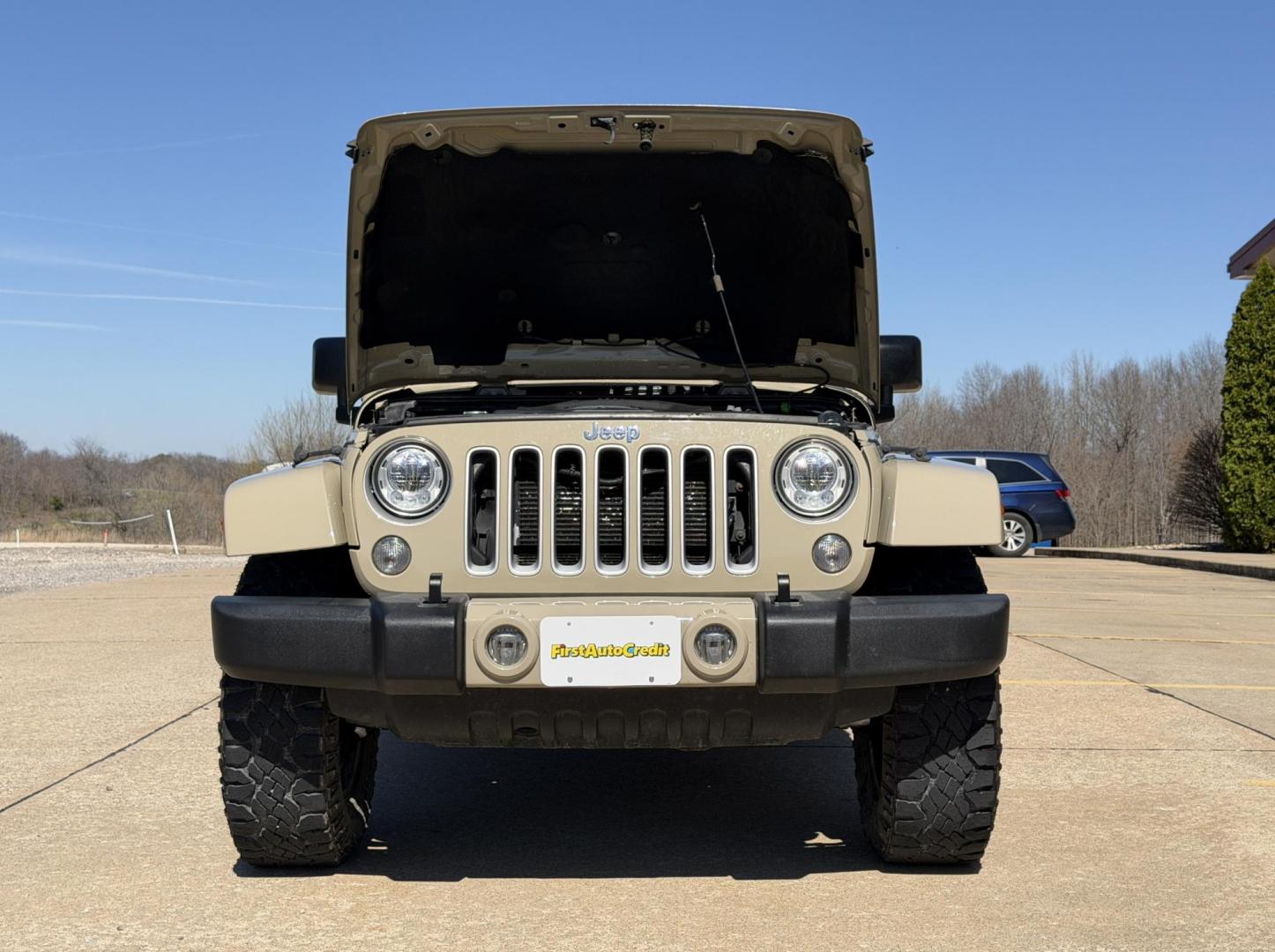 2017 TAN /Black Jeep Wrangler Unlimited Sahara 4WD (1C4BJWEG8HL) with an 3.6L V6 engine, Automatic transmission, located at 2990 Old Orchard Rd., Jackson, MO, 63755, 37.354214, -89.612106 - 2017 Jeep Wrangler Unlimited Sahara 117xxx miles 4x4 3.6L V6 Automatic Cruise Power Windows/Locks/Mirrors We have financing available and we accept trades! Fill out a credit application on our website or come by today! If you have any questions, give us a call at (573) 204-7777 or visit our - Photo#27