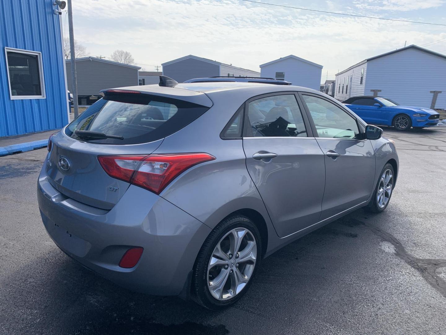 2013 GRAY /GRAY Hyundai Elantra GT GT (KMHD35LE5DU) with an 1.8L L4 16V DOHC engine, 6-Speed Manual transmission, located at 506 S. Kingshighway, Cape Girardeau, MO, 63703, (573) 235-5000, 37.294991, -89.553635 - 2013 Hyundai Elantra GT One Owner 98,xxx miles Alarm System Bluetooth Wireless Technology CD Player Cloth Seats Cruise Control Folding Rear Seat Heated Seats Power Driver's Seat Power Outlet Power Windows Keyless Entry Rear Window Defroster Remote Keyless Entry Steering Wheel Control - Photo#8