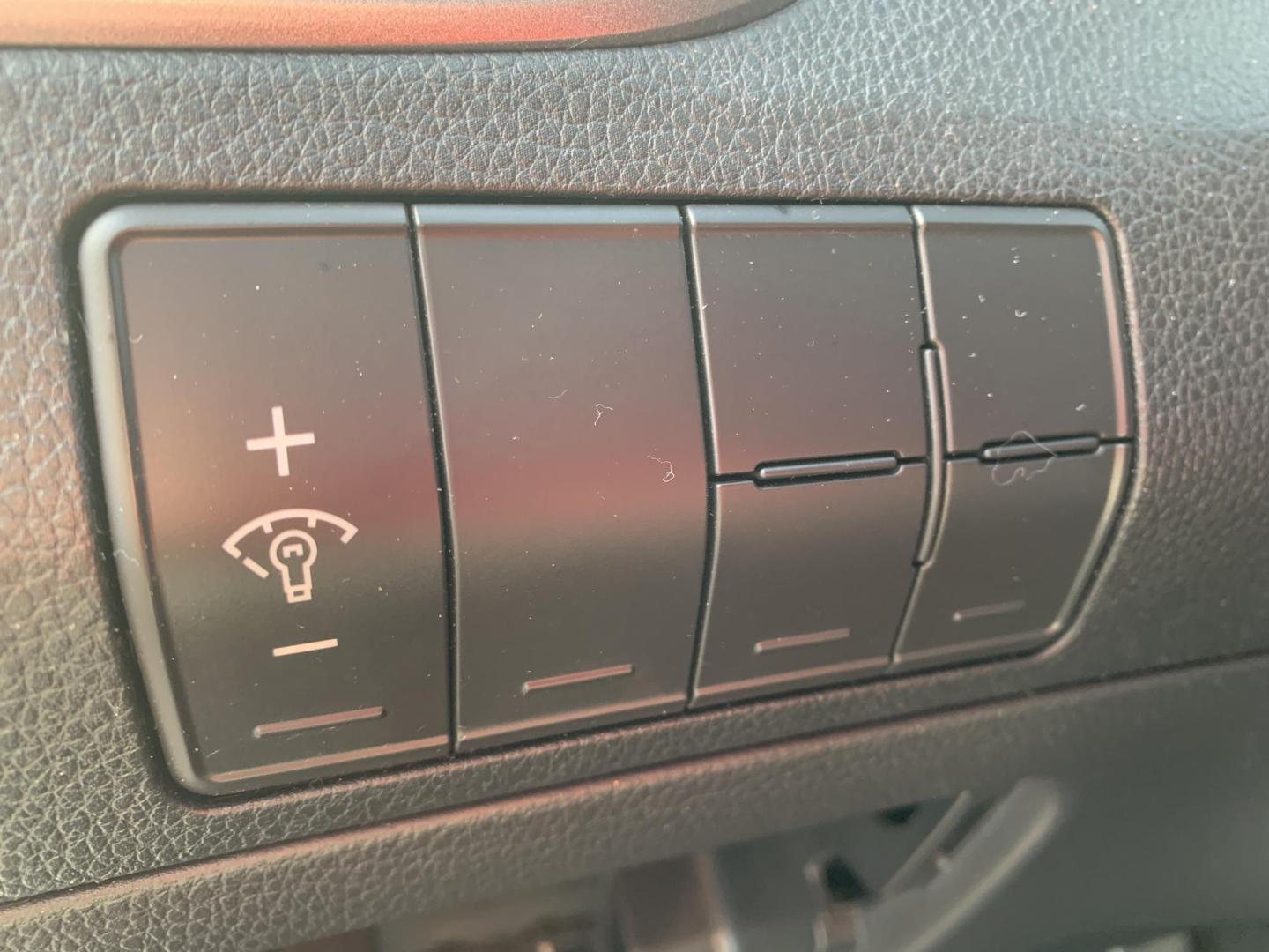 2013 GRAY /GRAY Hyundai Elantra GT GT (KMHD35LE5DU) with an 1.8L L4 16V DOHC engine, 6-Speed Manual transmission, located at 506 S. Kingshighway, Cape Girardeau, MO, 63703, (573) 235-5000, 37.294991, -89.553635 - 2013 Hyundai Elantra GT One Owner 98,xxx miles Alarm System Bluetooth Wireless Technology CD Player Cloth Seats Cruise Control Folding Rear Seat Heated Seats Power Driver's Seat Power Outlet Power Windows Keyless Entry Rear Window Defroster Remote Keyless Entry Steering Wheel Control - Photo#18