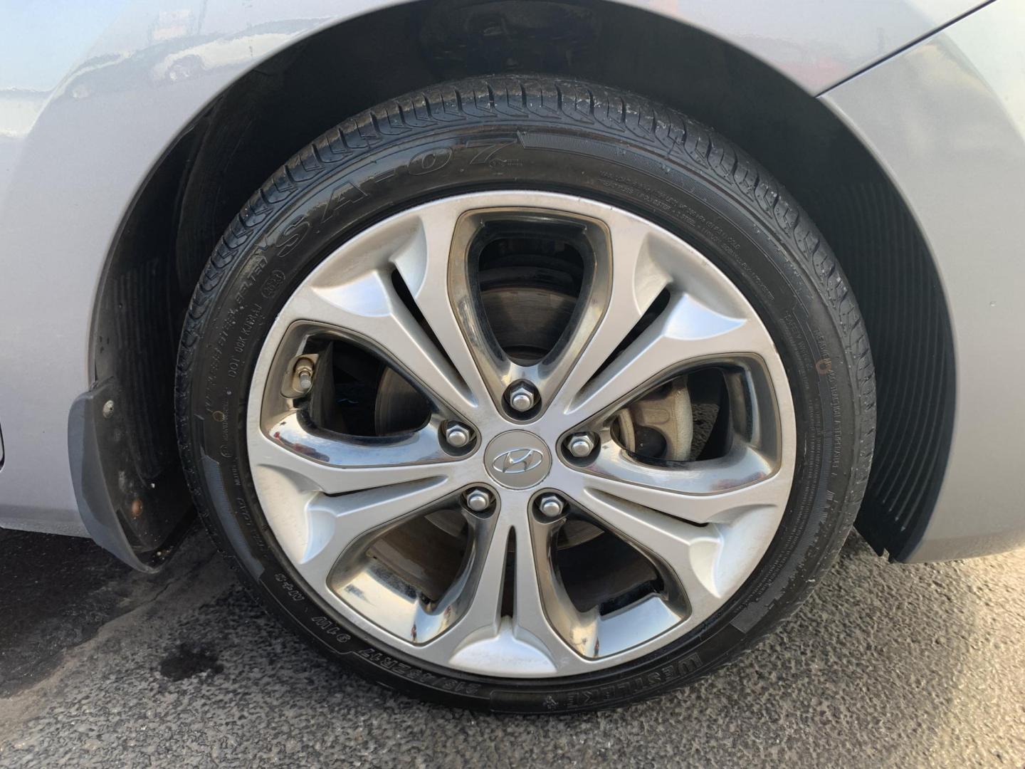 2013 GRAY /GRAY Hyundai Elantra GT GT (KMHD35LE5DU) with an 1.8L L4 16V DOHC engine, 6-Speed Manual transmission, located at 506 S. Kingshighway, Cape Girardeau, MO, 63703, (573) 235-5000, 37.294991, -89.553635 - 2013 Hyundai Elantra GT One Owner 98,xxx miles Alarm System Bluetooth Wireless Technology CD Player Cloth Seats Cruise Control Folding Rear Seat Heated Seats Power Driver's Seat Power Outlet Power Windows Keyless Entry Rear Window Defroster Remote Keyless Entry Steering Wheel Control - Photo#32