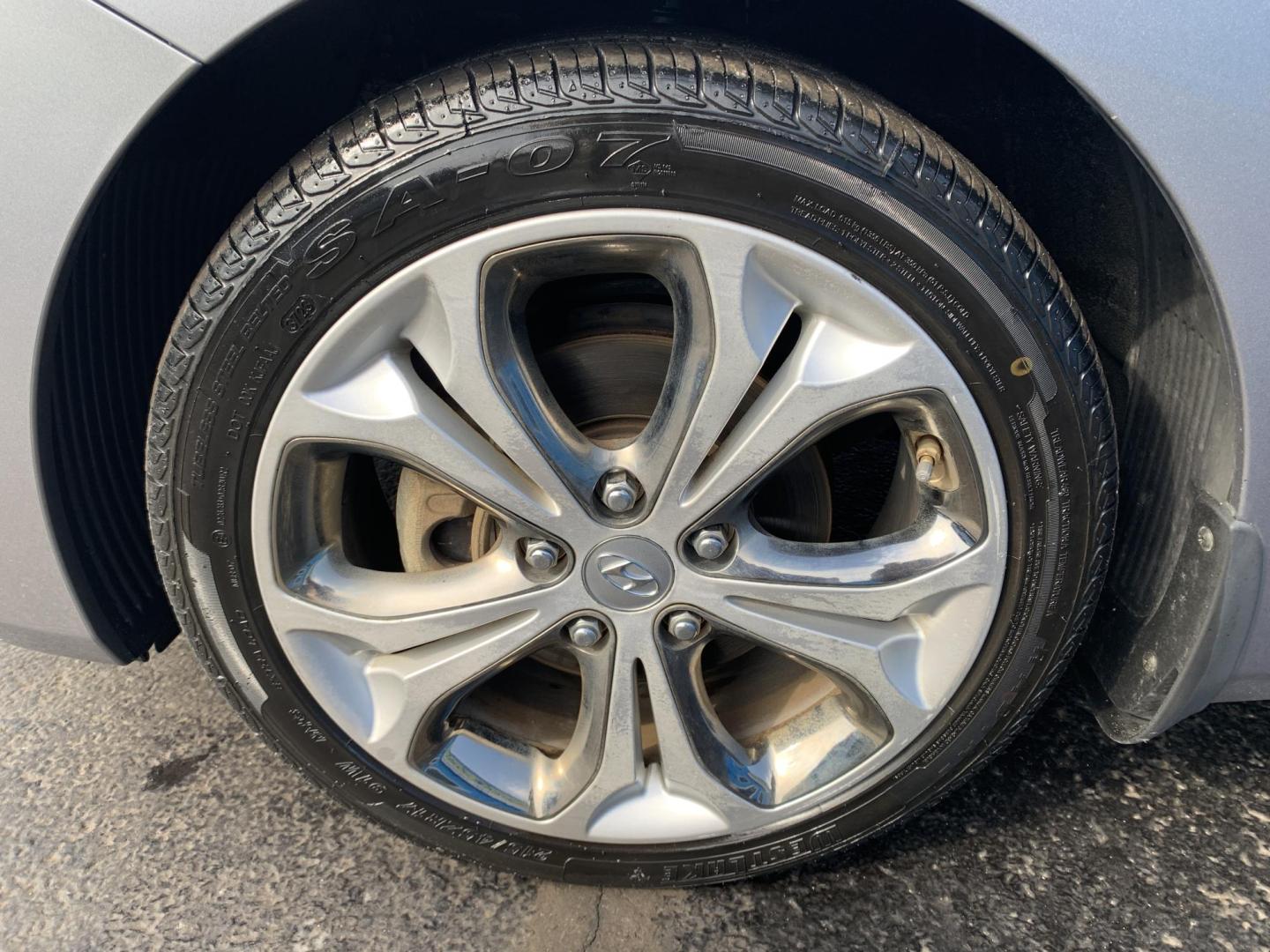 2013 GRAY /GRAY Hyundai Elantra GT GT (KMHD35LE5DU) with an 1.8L L4 16V DOHC engine, 6-Speed Manual transmission, located at 506 S. Kingshighway, Cape Girardeau, MO, 63703, (573) 235-5000, 37.294991, -89.553635 - 2013 Hyundai Elantra GT One Owner 98,xxx miles Alarm System Bluetooth Wireless Technology CD Player Cloth Seats Cruise Control Folding Rear Seat Heated Seats Power Driver's Seat Power Outlet Power Windows Keyless Entry Rear Window Defroster Remote Keyless Entry Steering Wheel Control - Photo#35