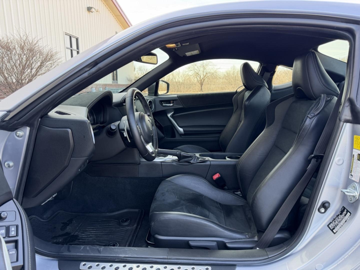 2020 SILVER /Black Toyota 86 GT (JF1ZNAE15L8) with an 2.0L 4 Cyl. engine, Automatic transmission, located at 2990 Old Orchard Rd., Jackson, MO, 63755, 37.354214, -89.612106 - 2020 Toyota 86 GT 35xxx miles Rear Wheel Drive 2.0L 4 Cyl. Automatic Backup Camera Heated Seats Bluetooth Cruise Power Windows/Locks/Mirrors We have financing available and we accept trades! Fill out a credit application on our website or come by today! If you have any questions, give us - Photo#12