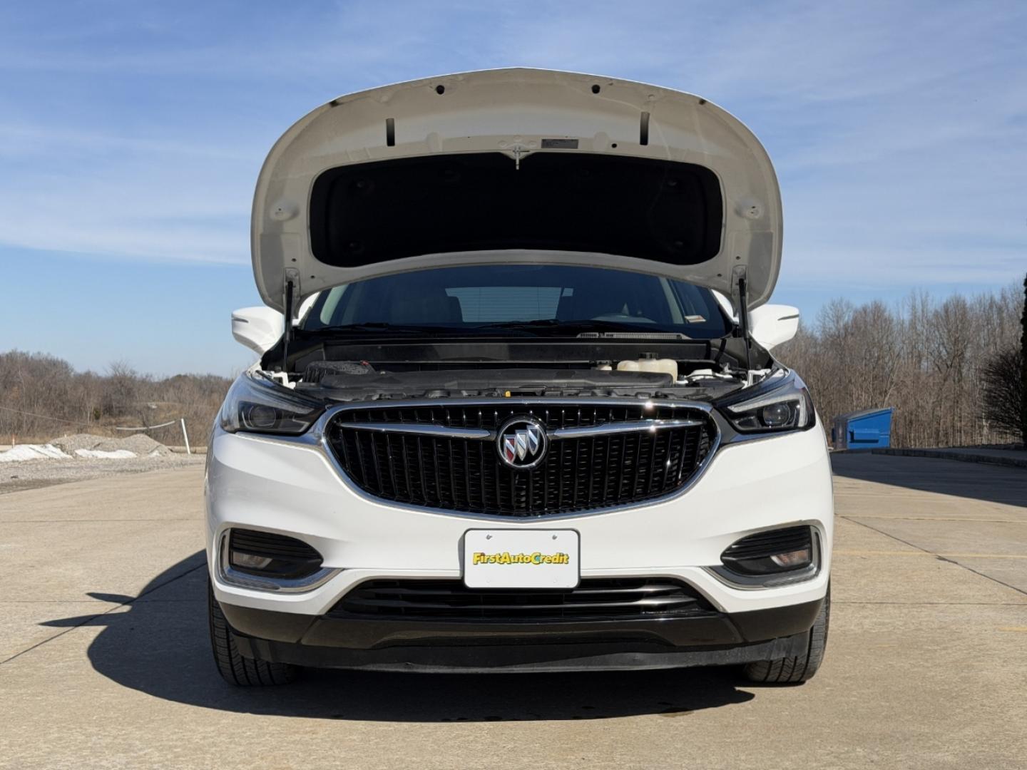 2018 WHITE /Gray Buick Enclave Essence FWD (5GAERBKW0JJ) with an 3.6L V6 engine, Automatic transmission, located at 2990 Old Orchard Rd., Jackson, MO, 63755, 37.354214, -89.612106 - 2018 Buick Enclave Essence 122xxx miles Front Wheel Drive 3.6L V6 Automatic Leather 3rd Row Navigation Power/Heated Seats Backup Camera Sunroof Bluetooth Remote Start Cruise Power Windows/Locks/Mirrors We have financing available and we accept trades! Fill out a credit application on - Photo#38