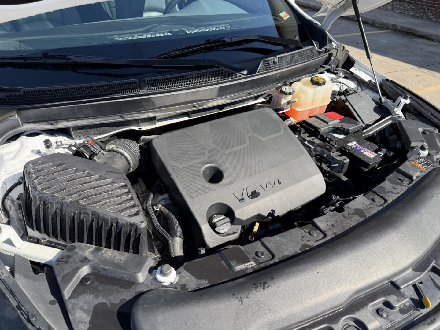 2018 WHITE /Gray Buick Enclave Essence FWD (5GAERBKW0JJ) with an 3.6L V6 engine, Automatic transmission, located at 2990 Old Orchard Rd., Jackson, MO, 63755, 37.354214, -89.612106 - 2018 Buick Enclave Essence 122xxx miles Front Wheel Drive 3.6L V6 Automatic Leather 3rd Row Navigation Power/Heated Seats Backup Camera Sunroof Bluetooth Remote Start Cruise Power Windows/Locks/Mirrors We have financing available and we accept trades! Fill out a credit application on - Photo#39
