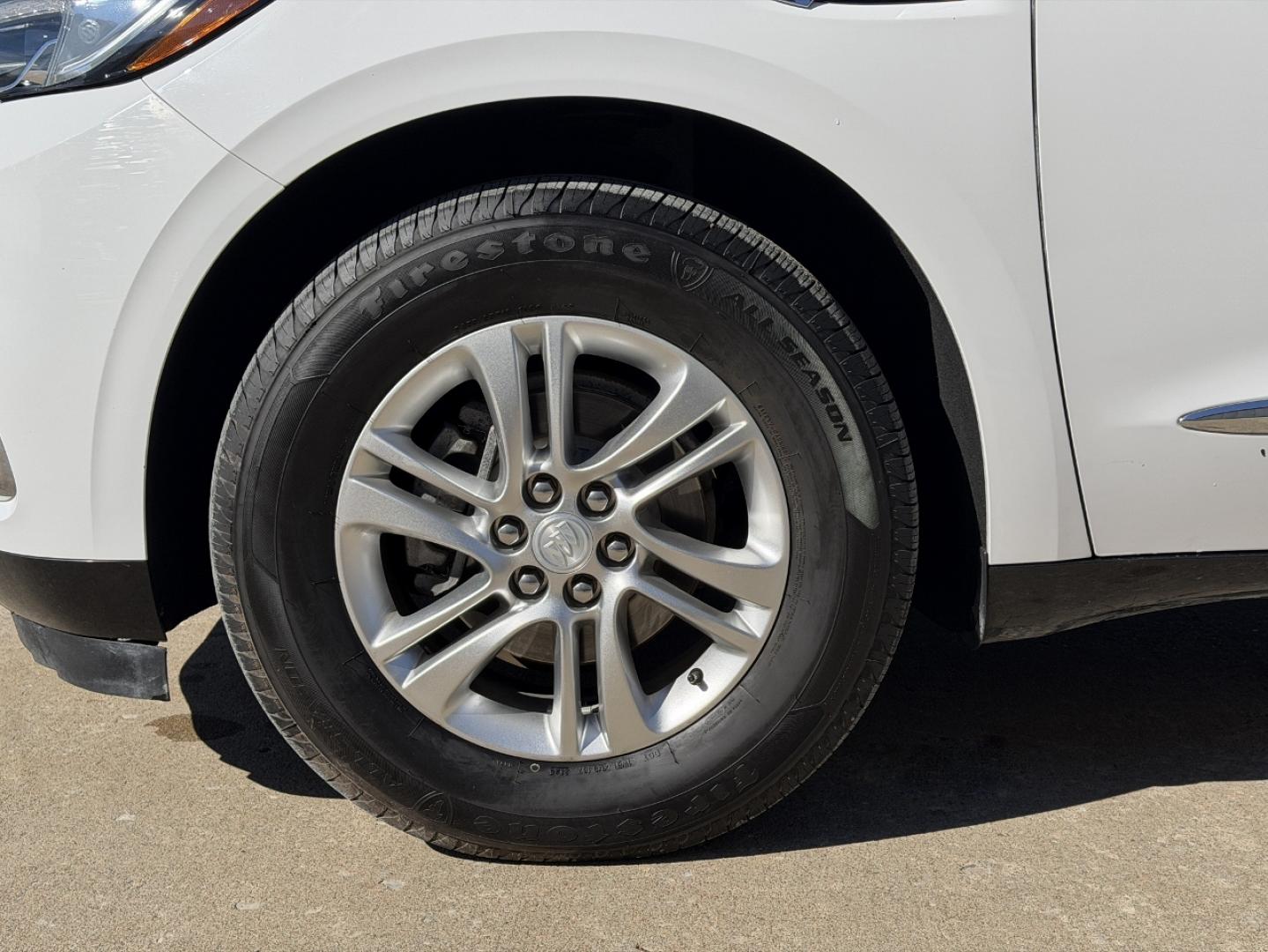 2018 WHITE /Gray Buick Enclave Essence FWD (5GAERBKW0JJ) with an 3.6L V6 engine, Automatic transmission, located at 2990 Old Orchard Rd., Jackson, MO, 63755, 37.354214, -89.612106 - 2018 Buick Enclave Essence 122xxx miles Front Wheel Drive 3.6L V6 Automatic Leather 3rd Row Navigation Power/Heated Seats Backup Camera Sunroof Bluetooth Remote Start Cruise Power Windows/Locks/Mirrors We have financing available and we accept trades! Fill out a credit application on - Photo#41