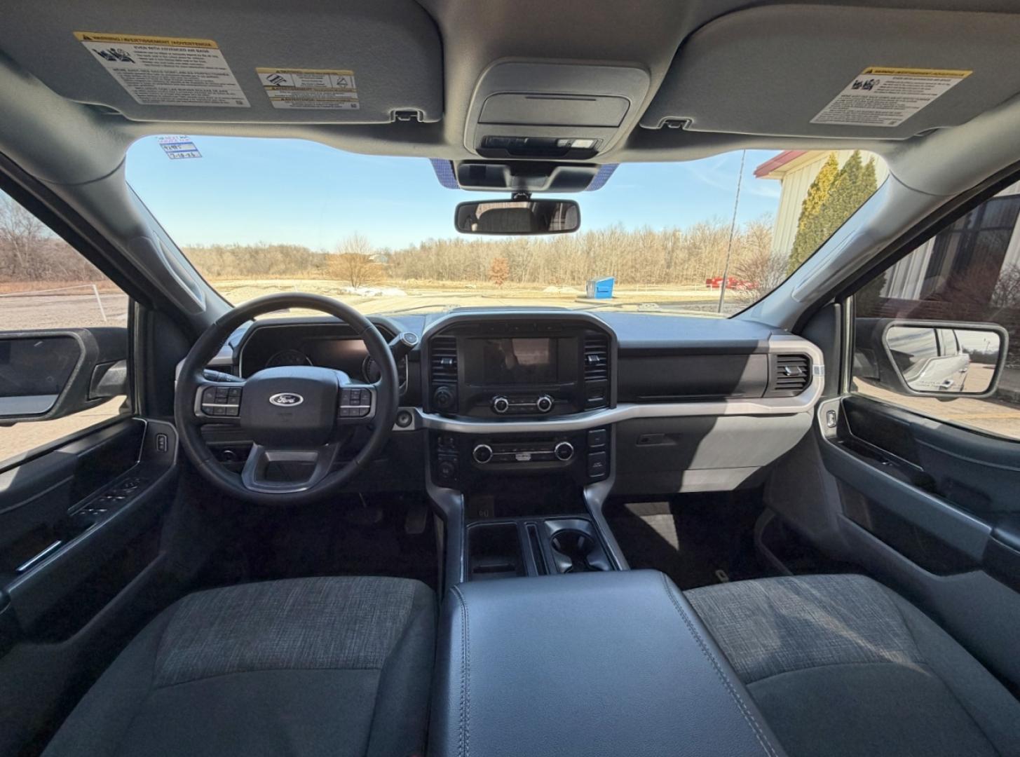 2023 WHITE /Gray Ford F-150 XLT SuperCrew 6.5-ft. Bed 4WD (1FTFW1E53PK) with an 5.0L V8 engine, 6A transmission, located at 2990 Old Orchard Rd., Jackson, MO, 63755, 37.354214, -89.612106 - 2023 Ford F-150 XLT 1-Owner 88xxx miles 4x4 5.0L V8 Automatic Navigation Backup Camera Power Driver Seat Bluetooth Cruise Power Windows/Locks/Mirrors We have financing available and we accept trades! Fill out a credit application on our website or come by today! If you have any question - Photo#22