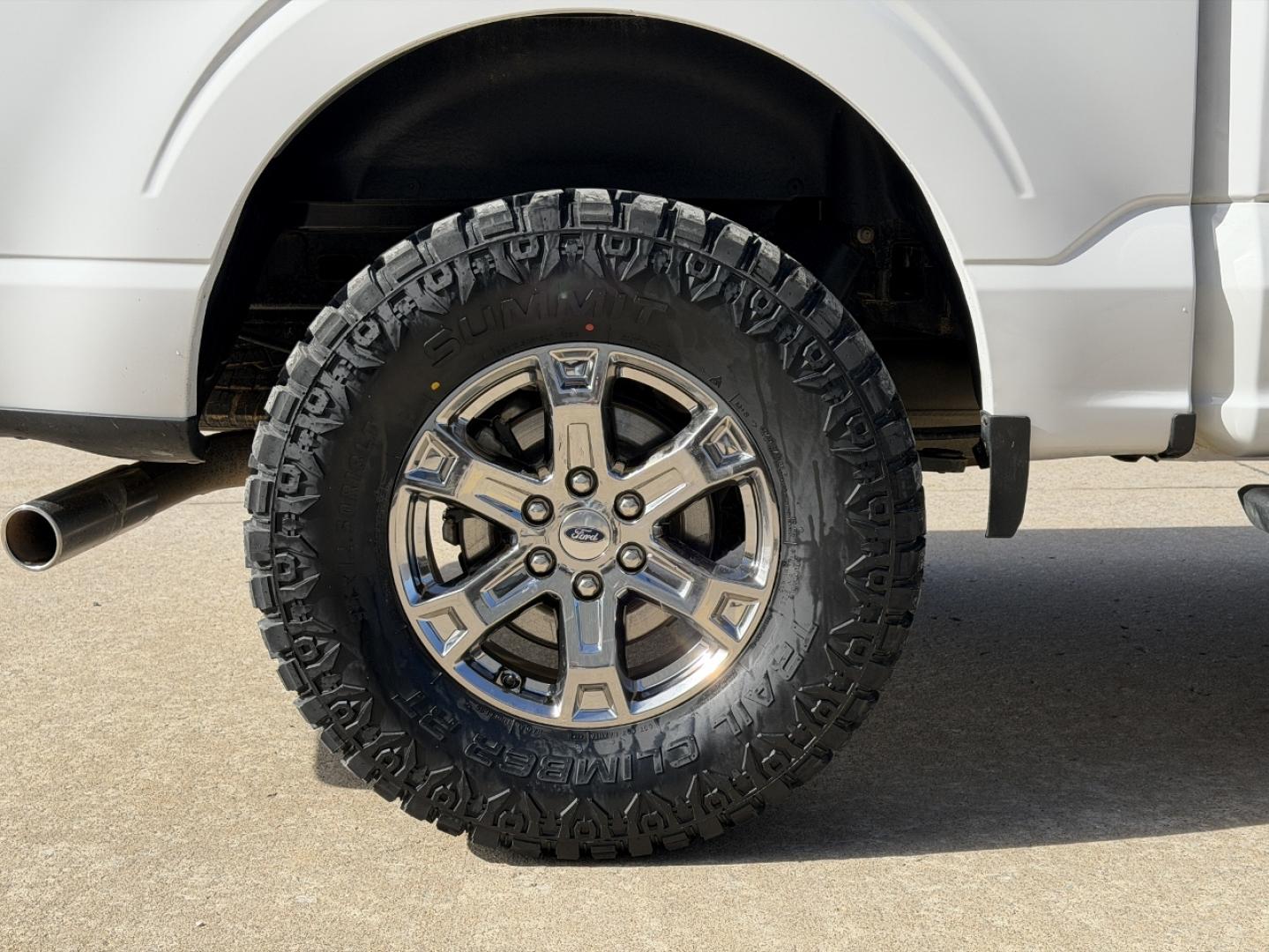 2023 WHITE /Gray Ford F-150 XLT SuperCrew 6.5-ft. Bed 4WD (1FTFW1E53PK) with an 5.0L V8 engine, 6A transmission, located at 2990 Old Orchard Rd., Jackson, MO, 63755, 37.354214, -89.612106 - 2023 Ford F-150 XLT 1-Owner 88xxx miles 4x4 5.0L V8 Automatic Navigation Backup Camera Power Driver Seat Bluetooth Cruise Power Windows/Locks/Mirrors We have financing available and we accept trades! Fill out a credit application on our website or come by today! If you have any question - Photo#38