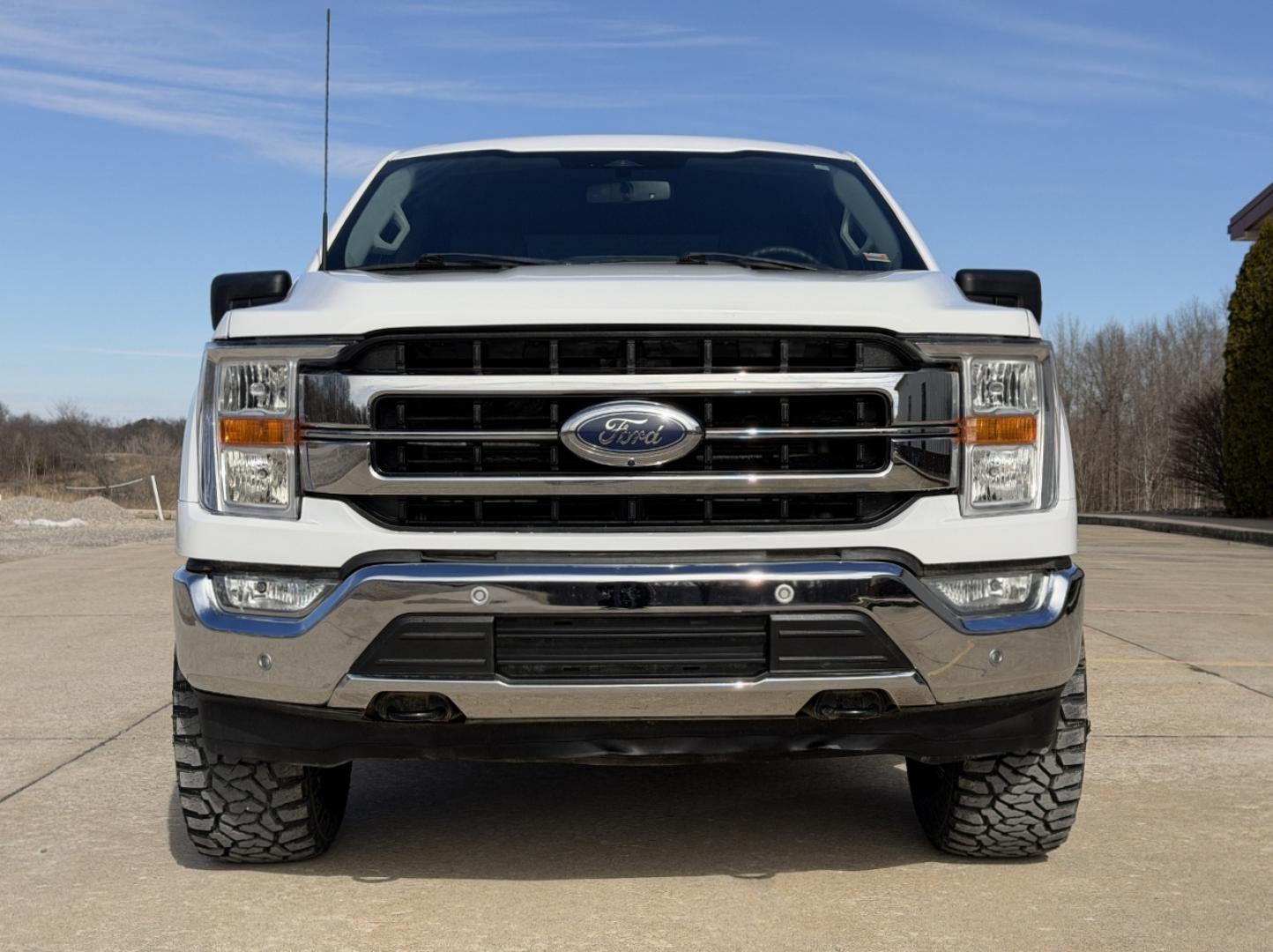 2023 WHITE /Gray Ford F-150 XLT SuperCrew 6.5-ft. Bed 4WD (1FTFW1E53PK) with an 5.0L V8 engine, 6A transmission, located at 2990 Old Orchard Rd., Jackson, MO, 63755, 37.354214, -89.612106 - 2023 Ford F-150 XLT 1-Owner 88xxx miles 4x4 5.0L V8 Automatic Navigation Backup Camera Power Driver Seat Bluetooth Cruise Power Windows/Locks/Mirrors We have financing available and we accept trades! Fill out a credit application on our website or come by today! If you have any question - Photo#12