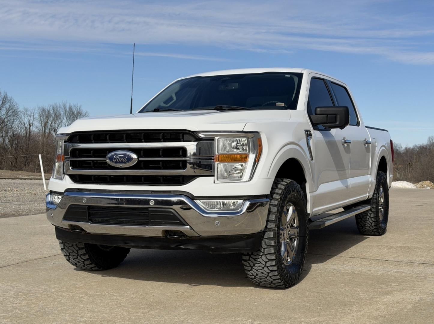 2023 WHITE /Gray Ford F-150 XLT SuperCrew 6.5-ft. Bed 4WD (1FTFW1E53PK) with an 5.0L V8 engine, 6A transmission, located at 2990 Old Orchard Rd., Jackson, MO, 63755, 37.354214, -89.612106 - 2023 Ford F-150 XLT 1-Owner 88xxx miles 4x4 5.0L V8 Automatic Navigation Backup Camera Power Driver Seat Bluetooth Cruise Power Windows/Locks/Mirrors We have financing available and we accept trades! Fill out a credit application on our website or come by today! If you have any question - Photo#6