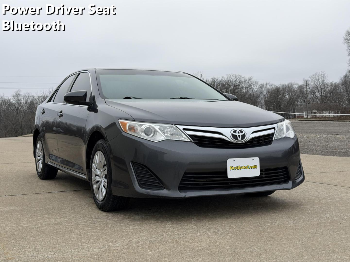 2012 GRAY /Gray Toyota Camry LE (4T4BF1FK8CR) with an 2.5L 4 Cyl. engine, Automatic transmission, located at 2990 Old Orchard Rd., Jackson, MO, 63755, 37.354214, -89.612106 - 2012 Toyota Camry LE 117xxx miles Front Wheel Drive 2.5L 4 Cyl. Automatic Power Driver Seat Bluetooth Cruise Power Windows/Locks/Mirrors We have financing available and we accept trades! Fill out a credit application on our website or come by today! If you have any questions, give us a cal - Photo#0