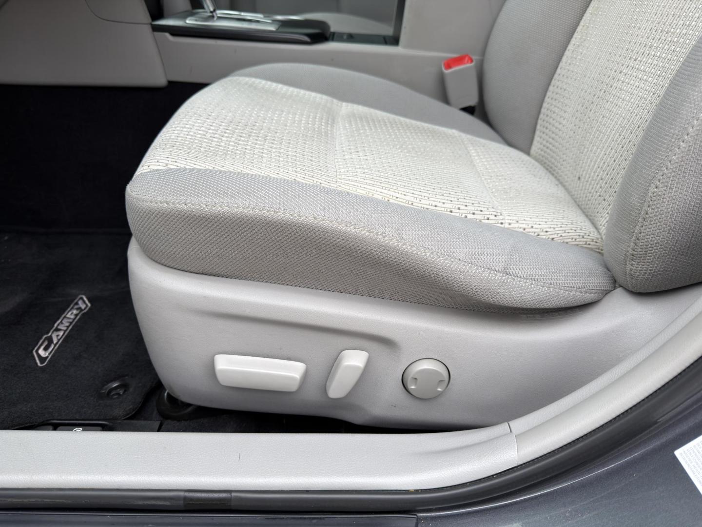 2012 GRAY /Gray Toyota Camry LE (4T4BF1FK8CR) with an 2.5L 4 Cyl. engine, Automatic transmission, located at 2990 Old Orchard Rd., Jackson, MO, 63755, 37.354214, -89.612106 - 2012 Toyota Camry LE 117xxx miles Front Wheel Drive 2.5L 4 Cyl. Automatic Power Driver Seat Bluetooth Cruise Power Windows/Locks/Mirrors We have financing available and we accept trades! Fill out a credit application on our website or come by today! If you have any questions, give us a cal - Photo#2