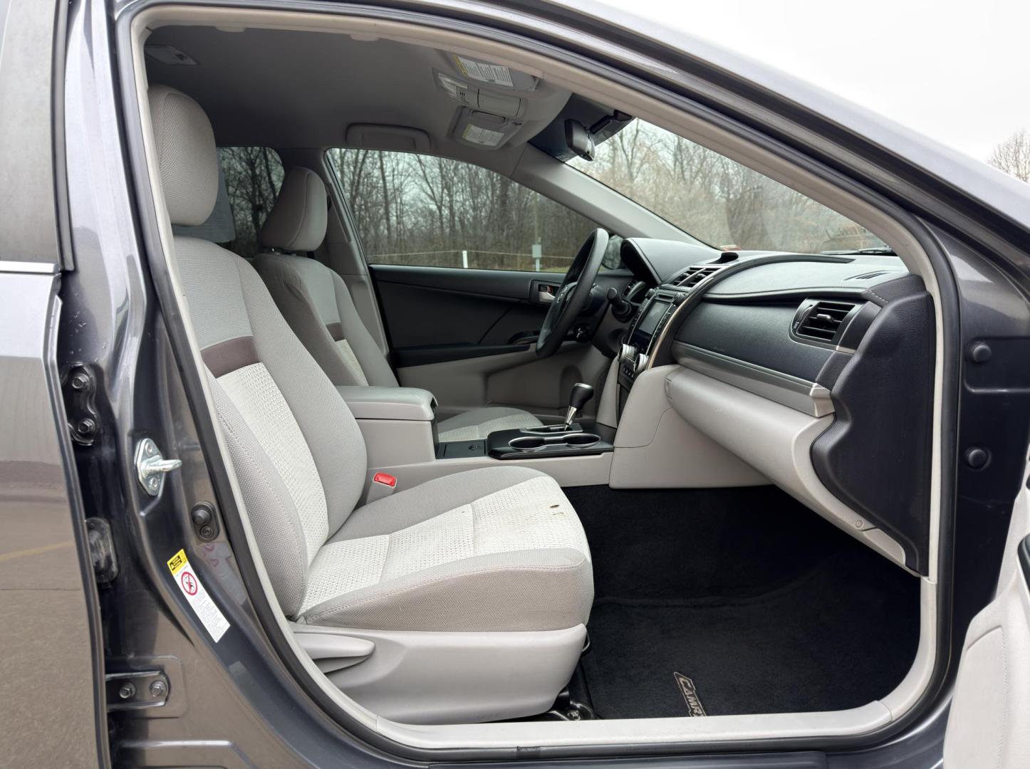 2012 GRAY /Gray Toyota Camry LE (4T4BF1FK8CR) with an 2.5L 4 Cyl. engine, Automatic transmission, located at 2990 Old Orchard Rd., Jackson, MO, 63755, 37.354214, -89.612106 - 2012 Toyota Camry LE 117xxx miles Front Wheel Drive 2.5L 4 Cyl. Automatic Power Driver Seat Bluetooth Cruise Power Windows/Locks/Mirrors We have financing available and we accept trades! Fill out a credit application on our website or come by today! If you have any questions, give us a cal - Photo#13