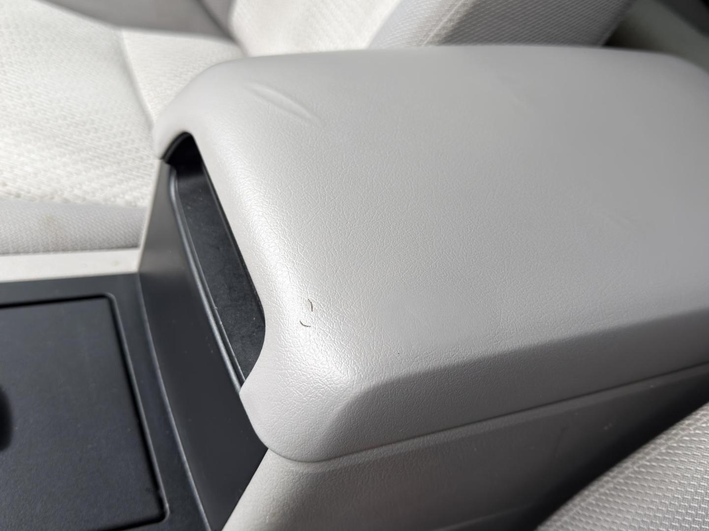 2012 GRAY /Gray Toyota Camry LE (4T4BF1FK8CR) with an 2.5L 4 Cyl. engine, Automatic transmission, located at 2990 Old Orchard Rd., Jackson, MO, 63755, 37.354214, -89.612106 - 2012 Toyota Camry LE 117xxx miles Front Wheel Drive 2.5L 4 Cyl. Automatic Power Driver Seat Bluetooth Cruise Power Windows/Locks/Mirrors We have financing available and we accept trades! Fill out a credit application on our website or come by today! If you have any questions, give us a cal - Photo#42