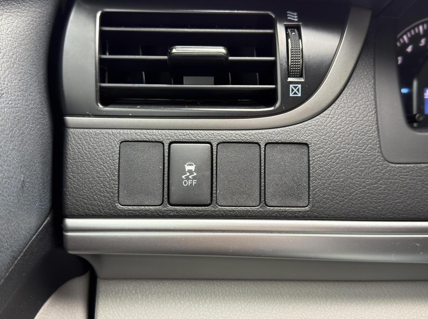 2012 GRAY /Gray Toyota Camry LE (4T4BF1FK8CR) with an 2.5L 4 Cyl. engine, Automatic transmission, located at 2990 Old Orchard Rd., Jackson, MO, 63755, 37.354214, -89.612106 - 2012 Toyota Camry LE 117xxx miles Front Wheel Drive 2.5L 4 Cyl. Automatic Power Driver Seat Bluetooth Cruise Power Windows/Locks/Mirrors We have financing available and we accept trades! Fill out a credit application on our website or come by today! If you have any questions, give us a cal - Photo#28