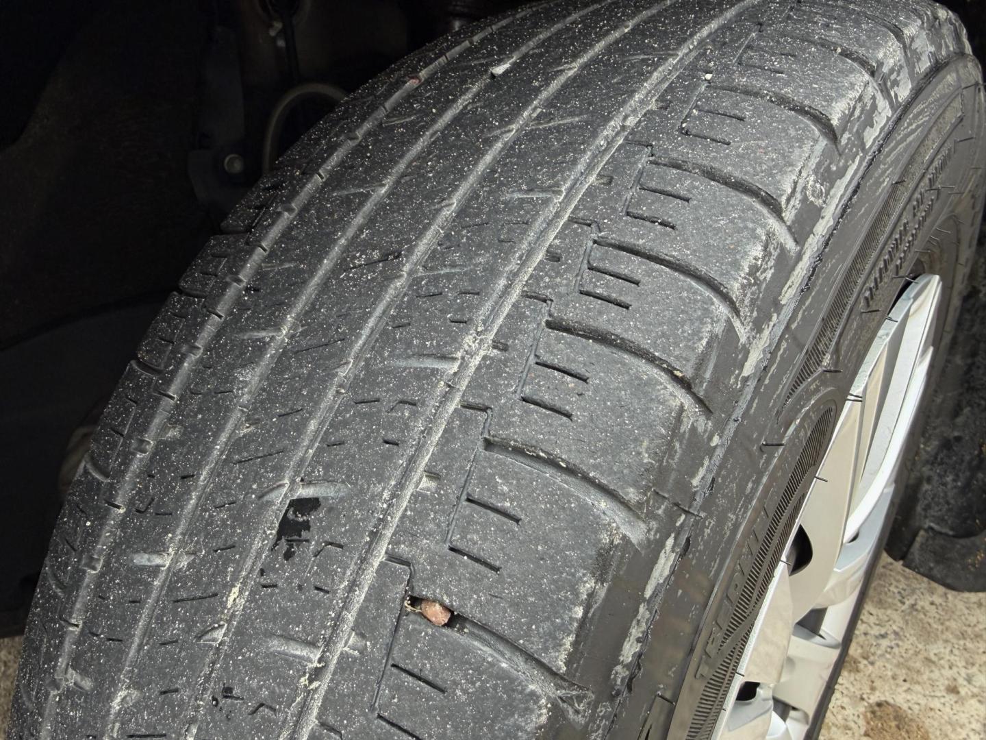 2012 GRAY /Gray Toyota Camry LE (4T4BF1FK8CR) with an 2.5L 4 Cyl. engine, Automatic transmission, located at 2990 Old Orchard Rd., Jackson, MO, 63755, 37.354214, -89.612106 - 2012 Toyota Camry LE 117xxx miles Front Wheel Drive 2.5L 4 Cyl. Automatic Power Driver Seat Bluetooth Cruise Power Windows/Locks/Mirrors We have financing available and we accept trades! Fill out a credit application on our website or come by today! If you have any questions, give us a cal - Photo#32