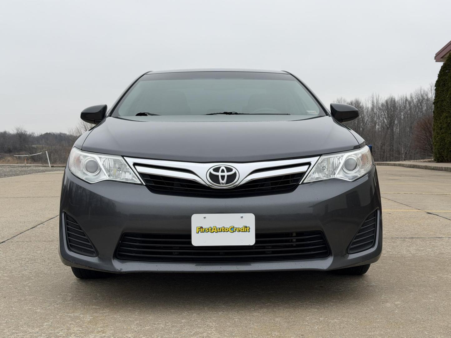 2012 GRAY /Gray Toyota Camry LE (4T4BF1FK8CR) with an 2.5L 4 Cyl. engine, Automatic transmission, located at 2990 Old Orchard Rd., Jackson, MO, 63755, 37.354214, -89.612106 - 2012 Toyota Camry LE 117xxx miles Front Wheel Drive 2.5L 4 Cyl. Automatic Power Driver Seat Bluetooth Cruise Power Windows/Locks/Mirrors We have financing available and we accept trades! Fill out a credit application on our website or come by today! If you have any questions, give us a cal - Photo#9