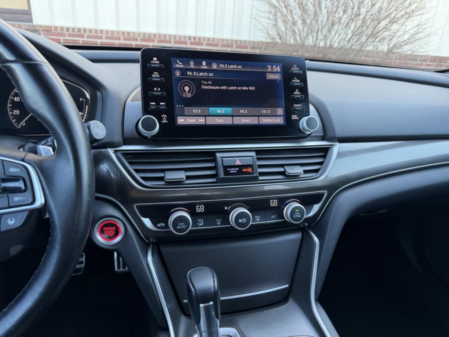 2018 WHITE /Black Honda Accord Sport CVT (1HGCV1F38JA) with an 1.5L 4 Cyl. engine, CVT transmission, located at 2990 Old Orchard Rd., Jackson, MO, 63755, 37.354214, -89.612106 - 2018 Honda Accord Sport 169xxx miles Front Wheel Drive 1.5L 4 Cyl. Automatic Leather Backup Camera Power Driver Seat Bluetooth Cruise Power Windows/Locks/Mirrors We have financing available and we accept trades! Fill out a credit application on our website or come by today! If you have a - Photo#23