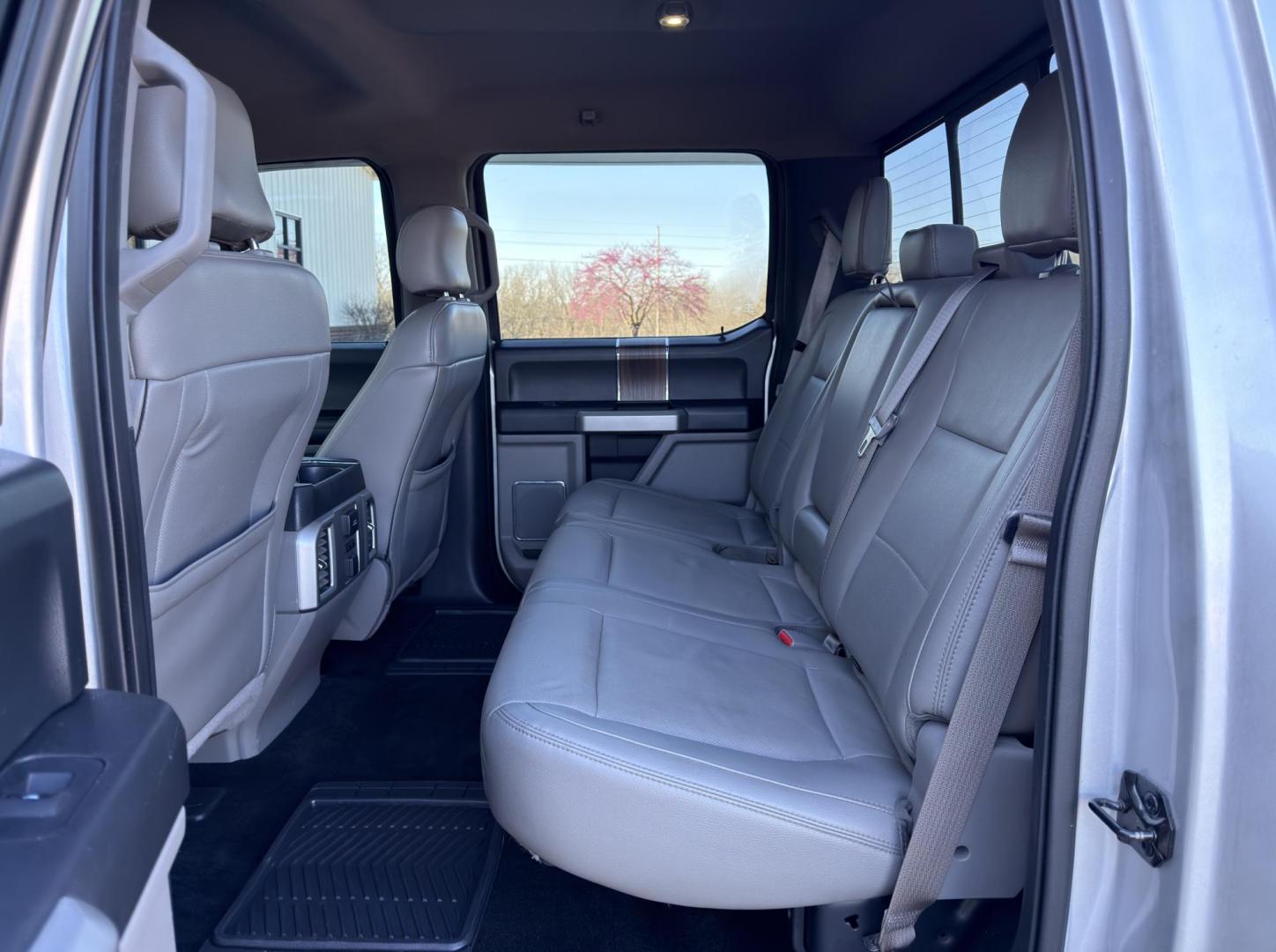 2015 SILVER /Gray Ford F-150 Lariat SuperCrew 6.5-ft. Bed 4WD (1FTEW1EG7FK) with an 3.5L V6 TURBO engine, Automatic transmission, located at 2990 Old Orchard Rd., Jackson, MO, 63755, 37.354214, -89.612106 - 2015 Ford F-150 Lariat 164xxx miles 4x4 3.5L V6 Automatic Leather Navigation Power/Heated/Cooled Seats Heated Rear Seats Heated Steering Wheel Backup Camera Bluetooth Remote Start Cruise Power Windows/Locks/Mirrors We have financing available and we accept trades! Fill out a credit ap - Photo#20