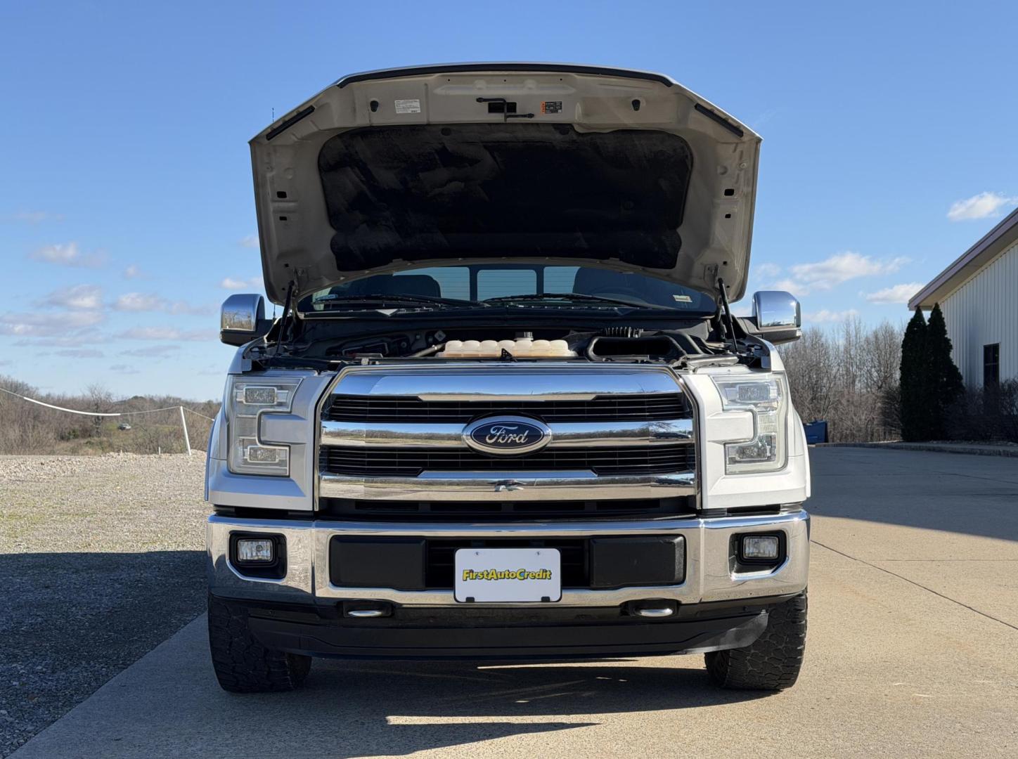 2015 SILVER /Gray Ford F-150 Lariat SuperCrew 6.5-ft. Bed 4WD (1FTEW1EG7FK) with an 3.5L V6 TURBO engine, Automatic transmission, located at 2990 Old Orchard Rd., Jackson, MO, 63755, 37.354214, -89.612106 - 2015 Ford F-150 Lariat 164xxx miles 4x4 3.5L V6 Automatic Leather Navigation Power/Heated/Cooled Seats Heated Rear Seats Heated Steering Wheel Backup Camera Bluetooth Remote Start Cruise Power Windows/Locks/Mirrors We have financing available and we accept trades! Fill out a credit ap - Photo#38