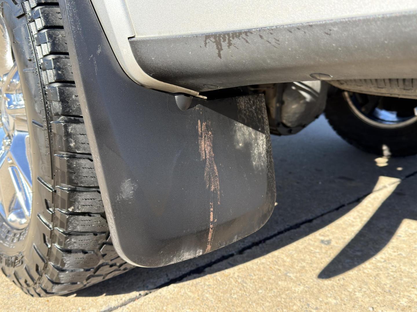 2015 SILVER /Gray Ford F-150 Lariat SuperCrew 6.5-ft. Bed 4WD (1FTEW1EG7FK) with an 3.5L V6 TURBO engine, Automatic transmission, located at 2990 Old Orchard Rd., Jackson, MO, 63755, 37.354214, -89.612106 - 2015 Ford F-150 Lariat 164xxx miles 4x4 3.5L V6 Automatic Leather Navigation Power/Heated/Cooled Seats Heated Rear Seats Heated Steering Wheel Backup Camera Bluetooth Remote Start Cruise Power Windows/Locks/Mirrors We have financing available and we accept trades! Fill out a credit ap - Photo#46