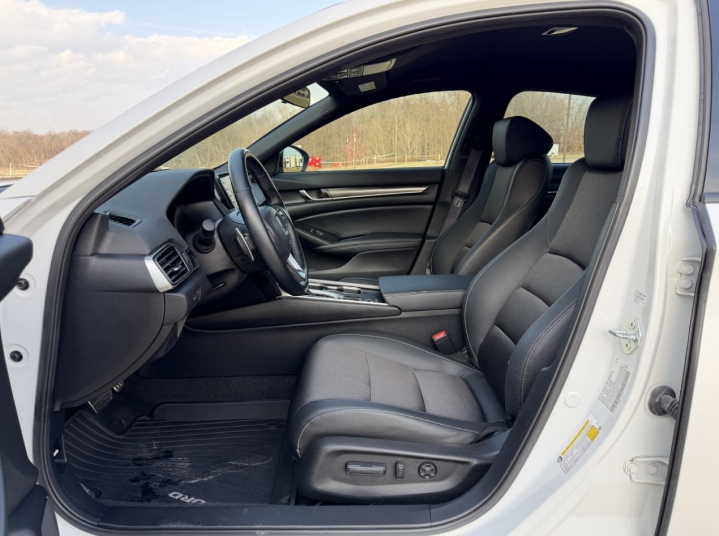 2022 WHITE /Black Honda Accord Sport CVT (1HGCV1F34NA) with an 1.5L 4 Cyl. engine, Automatic transmission, located at 2990 Old Orchard Rd., Jackson, MO, 63755, 37.354214, -89.612106 - 2022 Honda Accord Sport 64xxx miles Front Wheel Drive 1.5L 4 Cyl. Automatic Power Driver Seat Backup Camera Bluetooth Cruise Power Windows/Locks/Mirrors We have financing available and we accept trades! Fill out a credit application on our website or come by today! If you have any questio - Photo#12