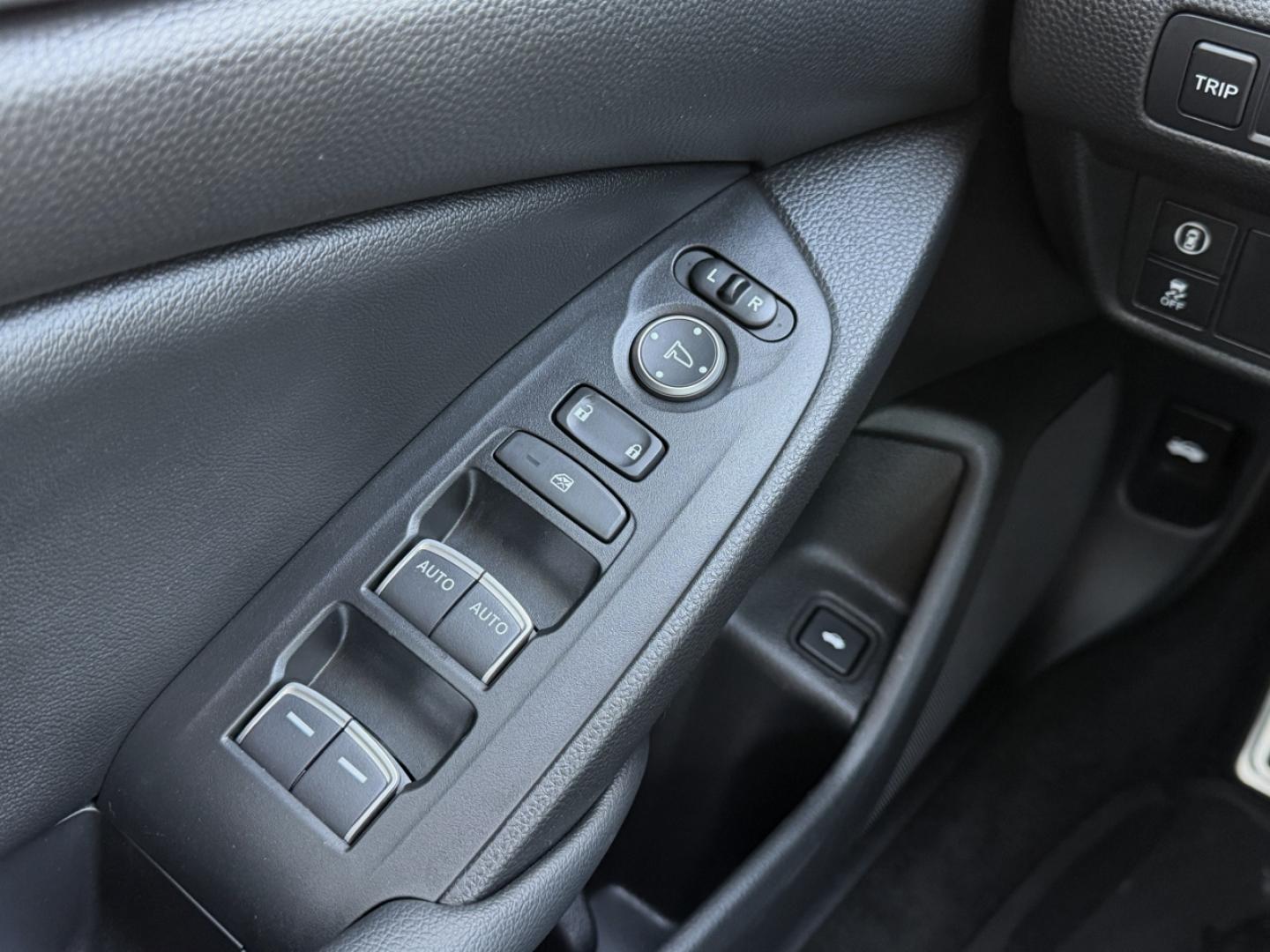 2022 WHITE /Black Honda Accord Sport CVT (1HGCV1F34NA) with an 1.5L 4 Cyl. engine, Automatic transmission, located at 2990 Old Orchard Rd., Jackson, MO, 63755, 37.354214, -89.612106 - 2022 Honda Accord Sport 64xxx miles Front Wheel Drive 1.5L 4 Cyl. Automatic Power Driver Seat Backup Camera Bluetooth Cruise Power Windows/Locks/Mirrors We have financing available and we accept trades! Fill out a credit application on our website or come by today! If you have any questio - Photo#27