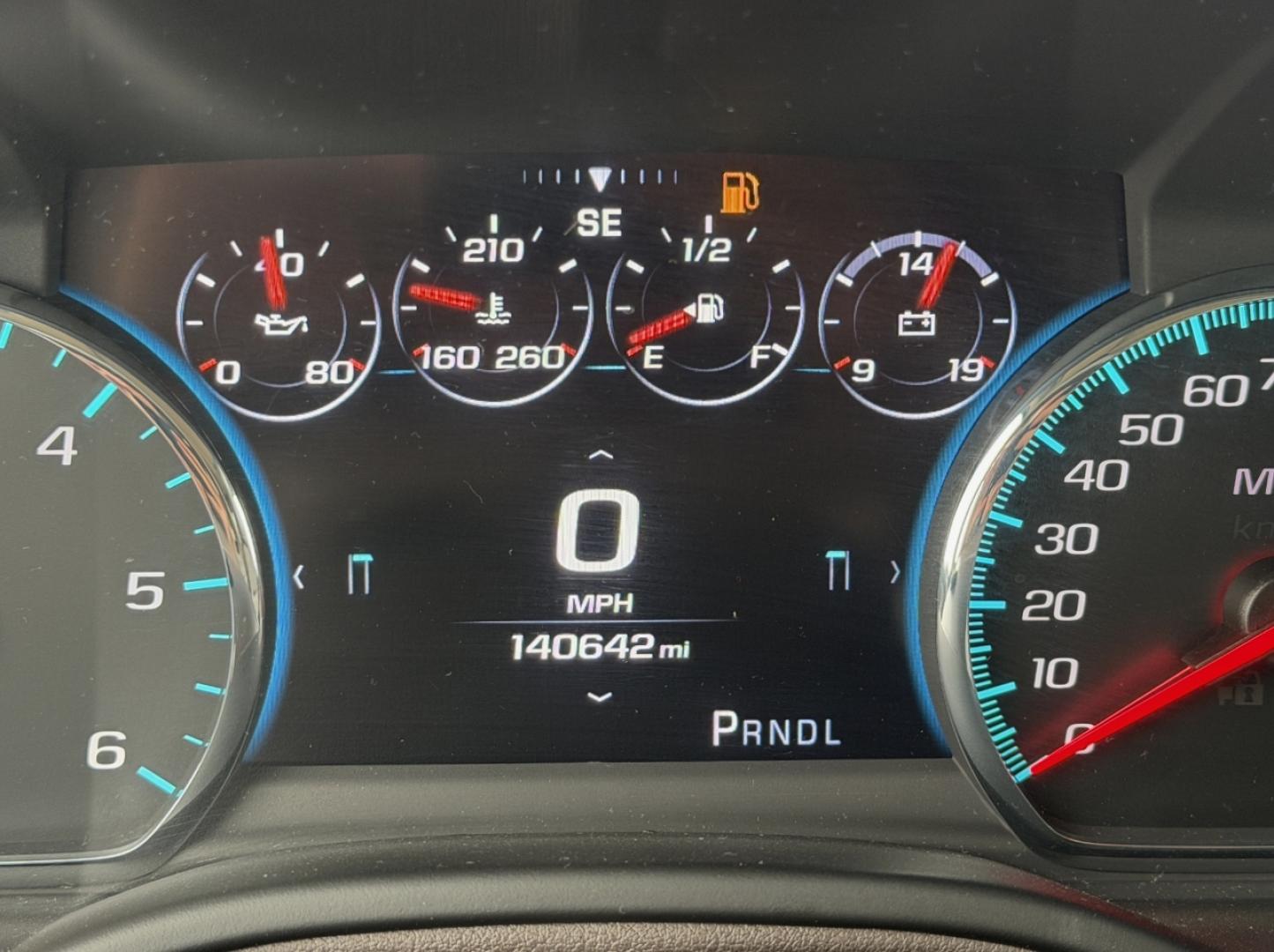 2018 WHITE /Tan GMC Yukon XL Denali 4WD (1GKS2HKJ1JR) with an 6.2L V8 engine, Automatic transmission, located at 2990 Old Orchard Rd., Jackson, MO, 63755, 37.354214, -89.612106 - 2018 GMC Yukon XL Denali 140xxx miles 4 Wheel Drive 6.2L V8 Automatic Leather 3rd Row Navigation Rear Entertainment Backup Camera Power/Heated/Cooled Seats Heated Rear Seats Heated Steering Wheel Power Running Boards Heads Up Display Bluetooth Remote Start Cruise Power Windows/Lock - Photo#30