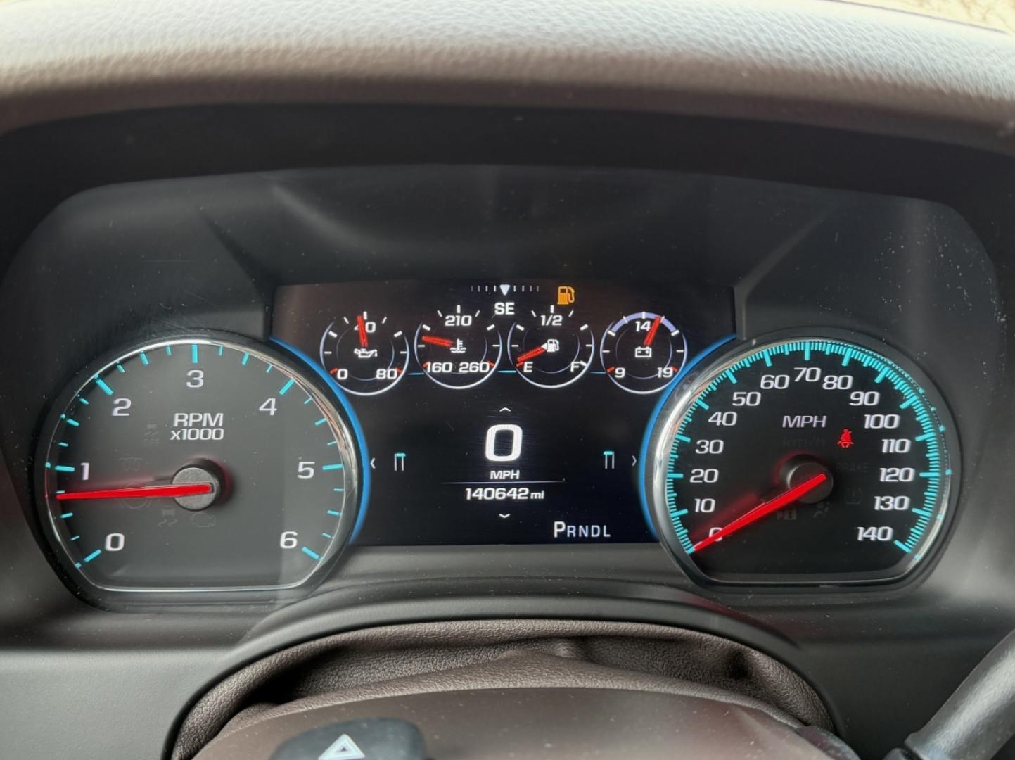 2018 WHITE /Tan GMC Yukon XL Denali 4WD (1GKS2HKJ1JR) with an 6.2L V8 engine, Automatic transmission, located at 2990 Old Orchard Rd., Jackson, MO, 63755, 37.354214, -89.612106 - 2018 GMC Yukon XL Denali 140xxx miles 4 Wheel Drive 6.2L V8 Automatic Leather 3rd Row Navigation Rear Entertainment Backup Camera Power/Heated/Cooled Seats Heated Rear Seats Heated Steering Wheel Power Running Boards Heads Up Display Bluetooth Remote Start Cruise Power Windows/Lock - Photo#1