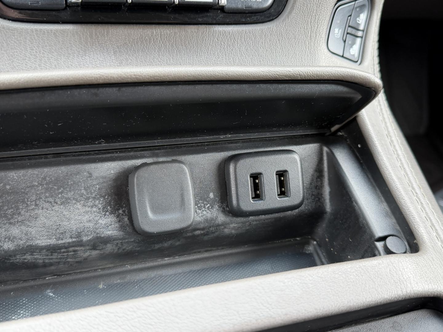 2018 WHITE /Tan GMC Yukon XL Denali 4WD (1GKS2HKJ1JR) with an 6.2L V8 engine, Automatic transmission, located at 2990 Old Orchard Rd., Jackson, MO, 63755, 37.354214, -89.612106 - 2018 GMC Yukon XL Denali 140xxx miles 4 Wheel Drive 6.2L V8 Automatic Leather 3rd Row Navigation Rear Entertainment Backup Camera Power/Heated/Cooled Seats Heated Rear Seats Heated Steering Wheel Power Running Boards Heads Up Display Bluetooth Remote Start Cruise Power Windows/Lock - Photo#35