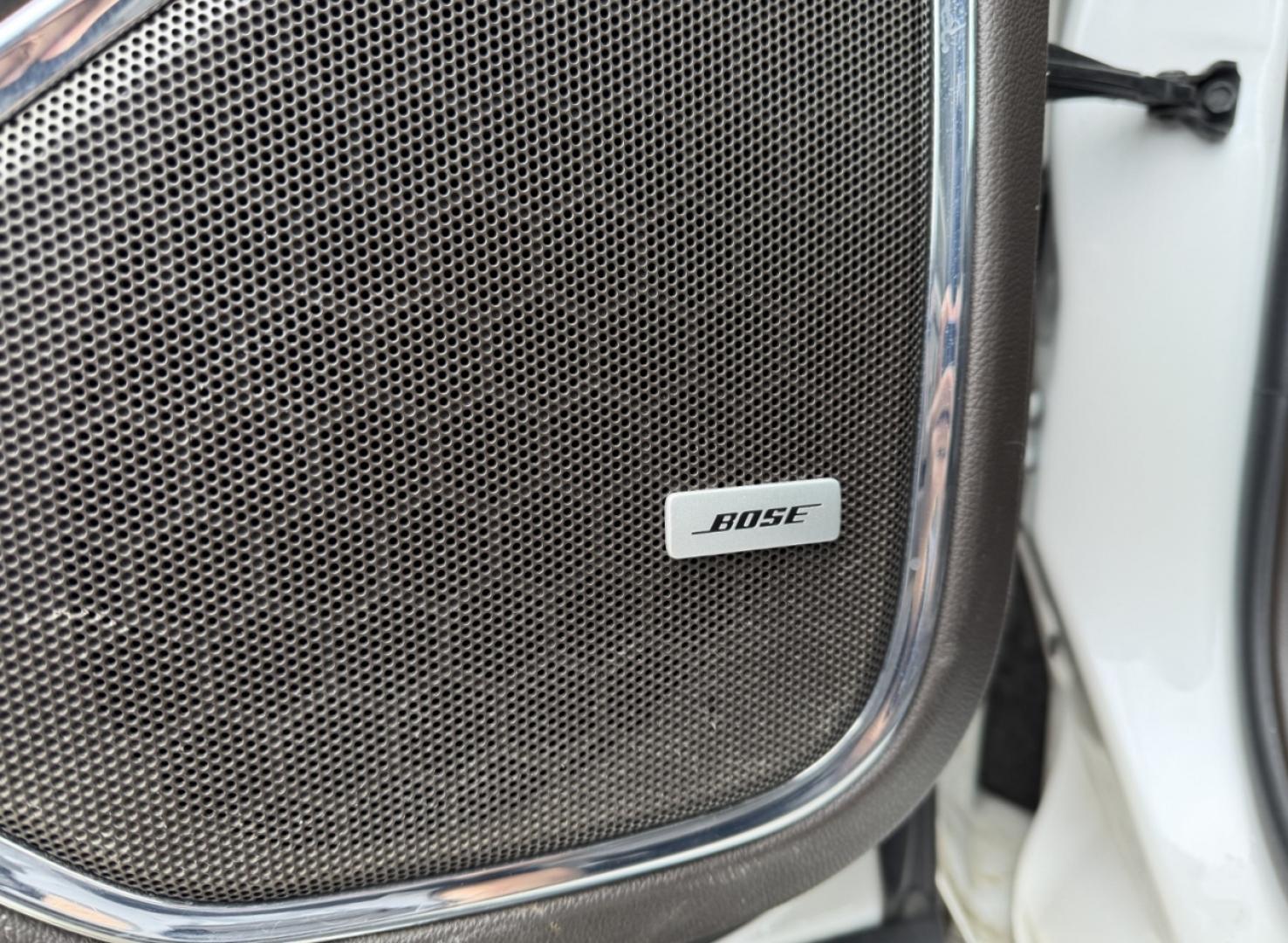 2018 WHITE /Tan GMC Yukon XL Denali 4WD (1GKS2HKJ1JR) with an 6.2L V8 engine, Automatic transmission, located at 2990 Old Orchard Rd., Jackson, MO, 63755, 37.354214, -89.612106 - 2018 GMC Yukon XL Denali 140xxx miles 4 Wheel Drive 6.2L V8 Automatic Leather 3rd Row Navigation Rear Entertainment Backup Camera Power/Heated/Cooled Seats Heated Rear Seats Heated Steering Wheel Power Running Boards Heads Up Display Bluetooth Remote Start Cruise Power Windows/Lock - Photo#41