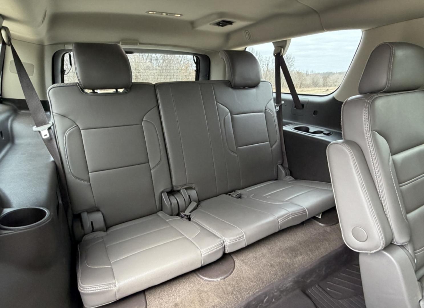 2018 WHITE /Tan GMC Yukon XL Denali 4WD (1GKS2HKJ1JR) with an 6.2L V8 engine, Automatic transmission, located at 2990 Old Orchard Rd., Jackson, MO, 63755, 37.354214, -89.612106 - 2018 GMC Yukon XL Denali 140xxx miles 4 Wheel Drive 6.2L V8 Automatic Leather 3rd Row Navigation Rear Entertainment Backup Camera Power/Heated/Cooled Seats Heated Rear Seats Heated Steering Wheel Power Running Boards Heads Up Display Bluetooth Remote Start Cruise Power Windows/Lock - Photo#24