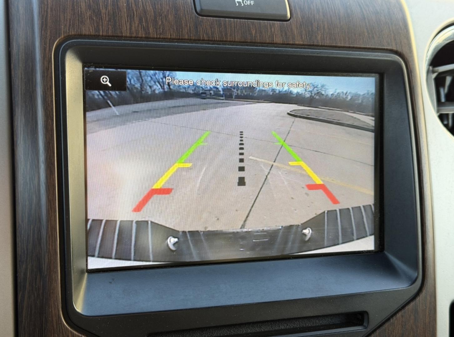 2013 WHITE /Black Ford F-150 Lariat SuperCrew 6.5-ft. Bed 4WD (1FTFW1ET1DK) with an 3.5L V6 TURBO engine, Automatic transmission, located at 2990 Old Orchard Rd., Jackson, MO, 63755, 37.354214, -89.612106 - 2013 Ford F-150 Lariat 159xxx miles 4x4 3.5L V6 Automatic Leather Navigation Power/Heated/Cooled Seats Backup Camera Sunroof Bluetooth Remote Start Cruise Power Windows/Locks/Mirrors We have financing available and we accept trades! Fill out a credit application on our website or come - Photo#5