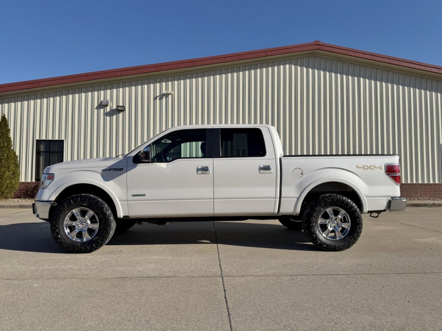 2013 WHITE /Black Ford F-150 Lariat SuperCrew 6.5-ft. Bed 4WD (1FTFW1ET1DK) with an 3.5L V6 TURBO engine, Automatic transmission, located at 2990 Old Orchard Rd., Jackson, MO, 63755, 37.354214, -89.612106 - 2013 Ford F-150 Lariat 159xxx miles 4x4 3.5L V6 Automatic Leather Navigation Power/Heated/Cooled Seats Backup Camera Sunroof Bluetooth Remote Start Cruise Power Windows/Locks/Mirrors We have financing available and we accept trades! Fill out a credit application on our website or come - Photo#10