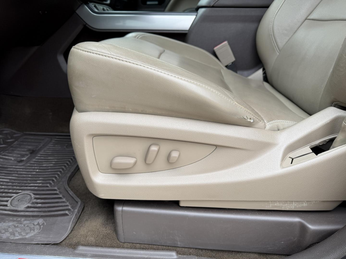 2014 SILVER /Tan Chevrolet Silverado 1500 LTZ Crew Cab 4WD (3GCUKSEC7EG) with an 5.3L V8 engine, Automatic transmission, located at 2990 Old Orchard Rd., Jackson, MO, 63755, 37.354214, -89.612106 - 2014 Chevrolet Silverado 1500 LTZ 174xxx miles 4x4 5.3L V8 Automatic Leather Backup Camera Power/Heated/Cooled Seats Heated Steering Wheel Bluetooth Cruise Power Windows/Locks/Mirrors We have financing available and we accept trades! Fill out a credit application on our website or come b - Photo#5