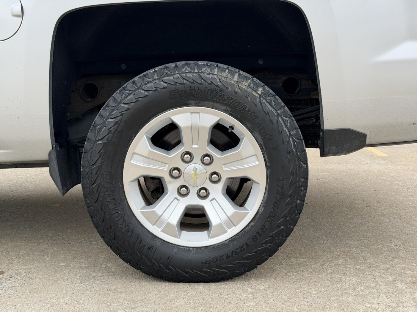 2014 SILVER /Tan Chevrolet Silverado 1500 LTZ Crew Cab 4WD (3GCUKSEC7EG) with an 5.3L V8 engine, Automatic transmission, located at 2990 Old Orchard Rd., Jackson, MO, 63755, 37.354214, -89.612106 - 2014 Chevrolet Silverado 1500 LTZ 174xxx miles 4x4 5.3L V8 Automatic Leather Backup Camera Power/Heated/Cooled Seats Heated Steering Wheel Bluetooth Cruise Power Windows/Locks/Mirrors We have financing available and we accept trades! Fill out a credit application on our website or come b - Photo#37