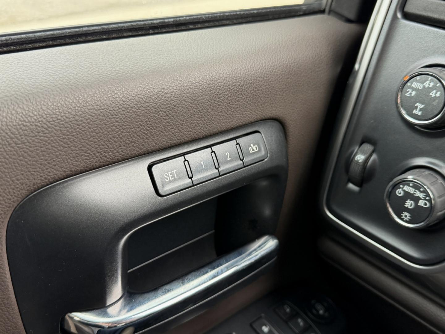 2014 SILVER /Tan Chevrolet Silverado 1500 LTZ Crew Cab 4WD (3GCUKSEC7EG) with an 5.3L V8 engine, Automatic transmission, located at 2990 Old Orchard Rd., Jackson, MO, 63755, 37.354214, -89.612106 - 2014 Chevrolet Silverado 1500 LTZ 174xxx miles 4x4 5.3L V8 Automatic Leather Backup Camera Power/Heated/Cooled Seats Heated Steering Wheel Bluetooth Cruise Power Windows/Locks/Mirrors We have financing available and we accept trades! Fill out a credit application on our website or come b - Photo#29