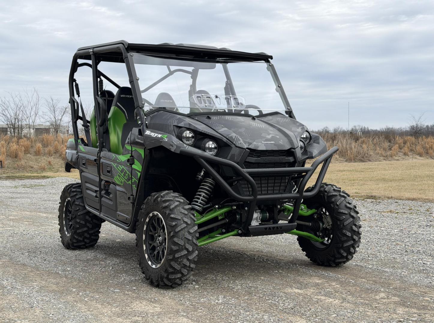 2025 GRAY /Black Kawasaki KRT800 J/K - (JKBRTCJ18SB) , Automatic transmission, located at 2990 Old Orchard Rd., Jackson, MO, 63755, 37.354214, -89.612106 - 2025 Kawasaki KRT800JSFAN Teryx4s 816 miles 4x4 Automatic We have financing available and we accept trades! Fill out a credit application on our website or come by today! If you have any questions, give us a call at (573) 204-7777 or visit our website at firstautocredit.com. - Photo#0