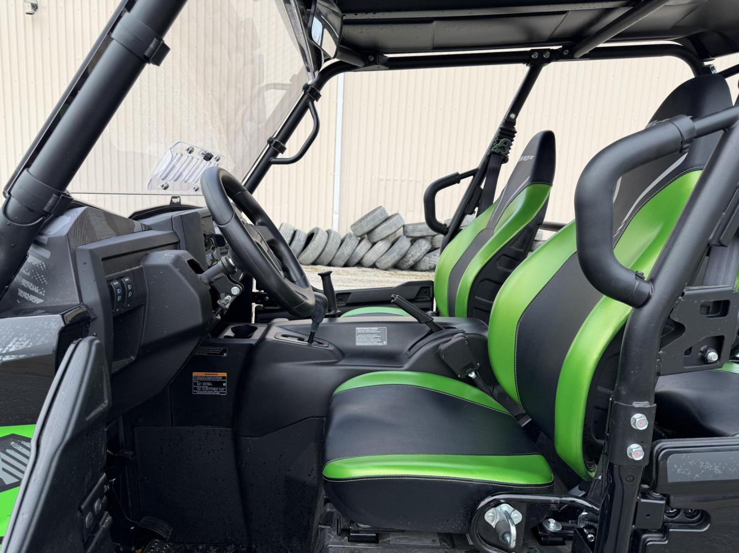 2025 GRAY /Black Kawasaki KRT800 J/K - (JKBRTCJ18SB) , Automatic transmission, located at 2990 Old Orchard Rd., Jackson, MO, 63755, 37.354214, -89.612106 - 2025 Kawasaki KRT800JSFAN Teryx4s 816 miles 4x4 Automatic We have financing available and we accept trades! Fill out a credit application on our website or come by today! If you have any questions, give us a call at (573) 204-7777 or visit our website at firstautocredit.com. - Photo#10