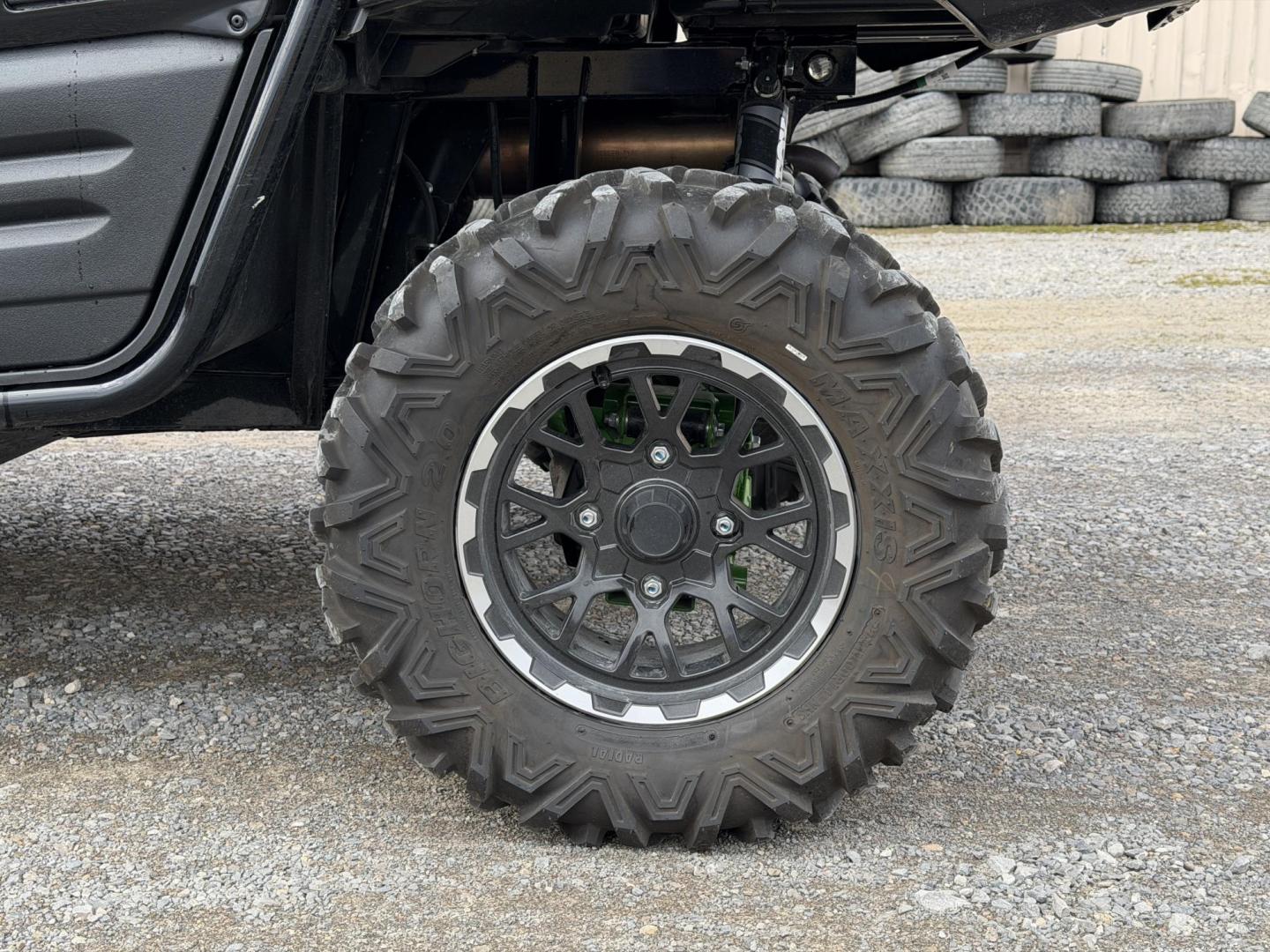 2025 GRAY /Black Kawasaki KRT800 J/K - (JKBRTCJ18SB) , Automatic transmission, located at 2990 Old Orchard Rd., Jackson, MO, 63755, 37.354214, -89.612106 - 2025 Kawasaki KRT800JSFAN Teryx4s 816 miles 4x4 Automatic We have financing available and we accept trades! Fill out a credit application on our website or come by today! If you have any questions, give us a call at (573) 204-7777 or visit our website at firstautocredit.com. - Photo#19