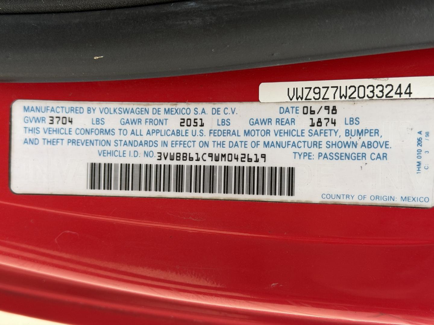 1998 RED /Gray Volkswagen New Beetle Base (3VWBB61C9WM) with an 2.0L 4 Cyl. engine, Manual transmission, located at 2990 Old Orchard Rd., Jackson, MO, 63755, 37.354214, -89.612106 - 1998 Volkswagen New Beetle 87xxx miles Front Wheel Drive 2.0L 4 Cyl. Manual We have financing available and we accept trades! Fill out a credit application on our website or come by today! If you have any questions, give us a call at (573) 204-7777 or visit our website at firstautocredit.com. - Photo#48