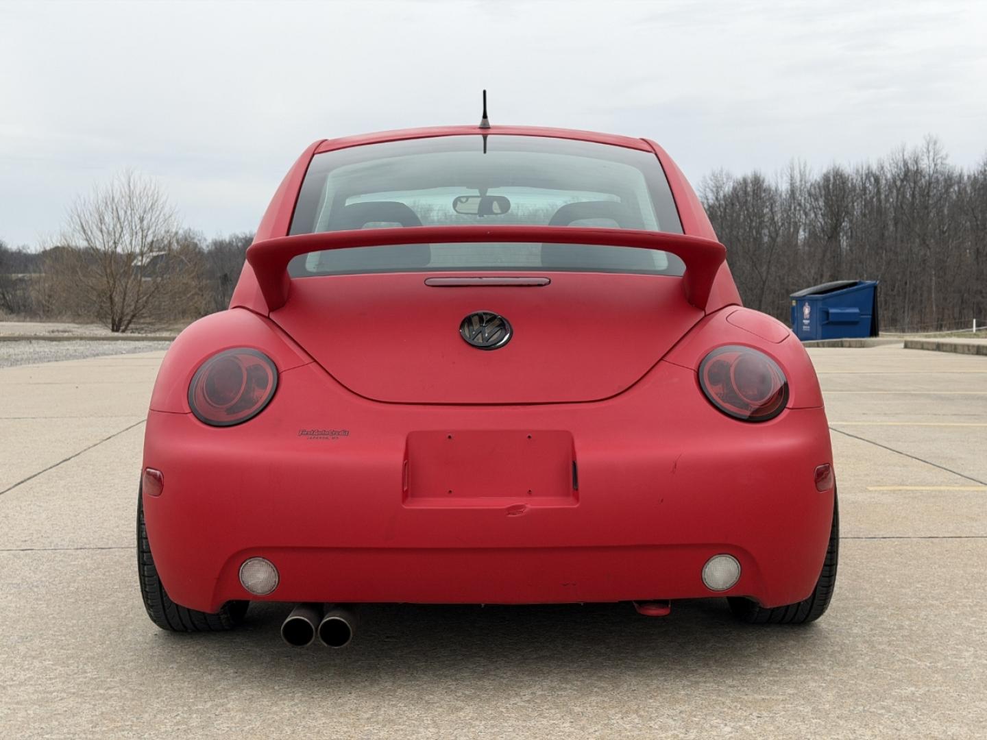 1998 RED /Gray Volkswagen New Beetle Base (3VWBB61C9WM) with an 2.0L 4 Cyl. engine, Manual transmission, located at 2990 Old Orchard Rd., Jackson, MO, 63755, 37.354214, -89.612106 - 1998 Volkswagen New Beetle 87xxx miles Front Wheel Drive 2.0L 4 Cyl. Manual We have financing available and we accept trades! Fill out a credit application on our website or come by today! If you have any questions, give us a call at (573) 204-7777 or visit our website at firstautocredit.com. - Photo#7