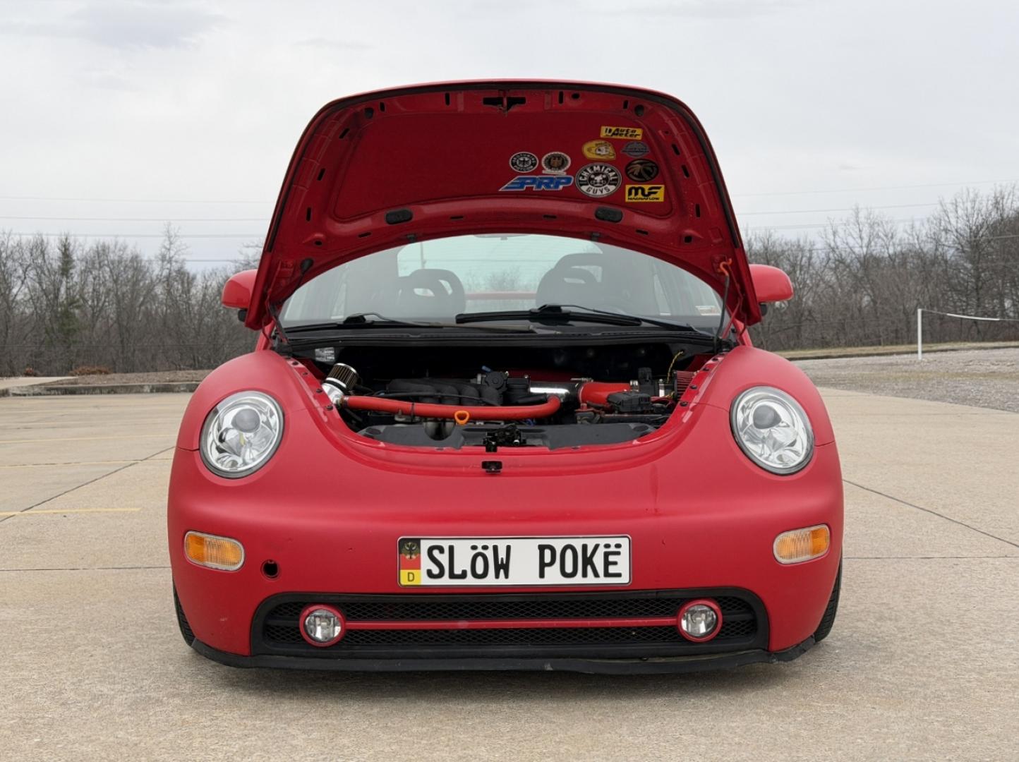 1998 RED /Gray Volkswagen New Beetle Base (3VWBB61C9WM) with an 2.0L 4 Cyl. engine, Manual transmission, located at 2990 Old Orchard Rd., Jackson, MO, 63755, 37.354214, -89.612106 - 1998 Volkswagen New Beetle 87xxx miles Front Wheel Drive 2.0L 4 Cyl. Manual We have financing available and we accept trades! Fill out a credit application on our website or come by today! If you have any questions, give us a call at (573) 204-7777 or visit our website at firstautocredit.com. - Photo#23