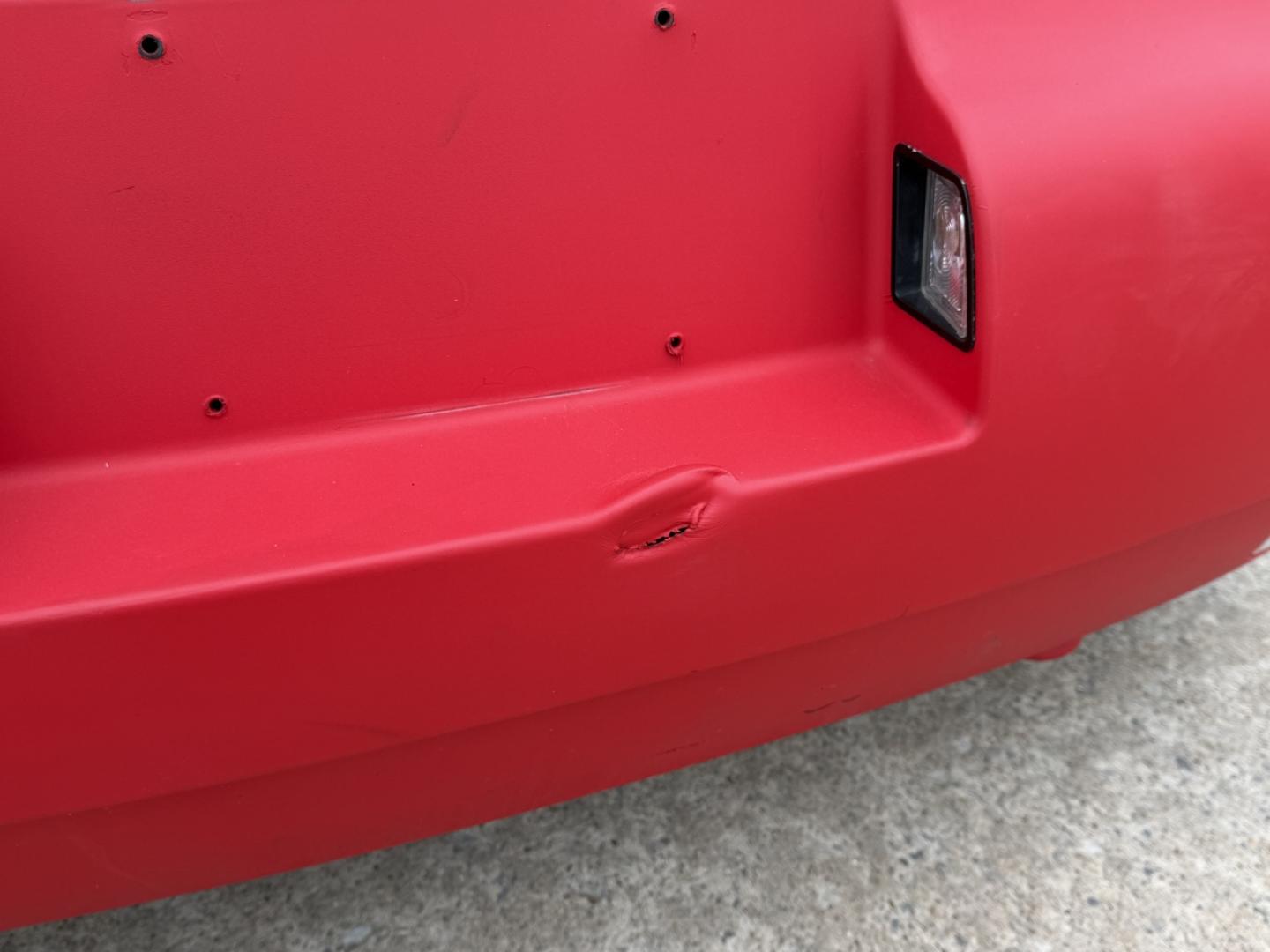 1998 RED /Gray Volkswagen New Beetle Base (3VWBB61C9WM) with an 2.0L 4 Cyl. engine, Manual transmission, located at 2990 Old Orchard Rd., Jackson, MO, 63755, 37.354214, -89.612106 - 1998 Volkswagen New Beetle 87xxx miles Front Wheel Drive 2.0L 4 Cyl. Manual We have financing available and we accept trades! Fill out a credit application on our website or come by today! If you have any questions, give us a call at (573) 204-7777 or visit our website at firstautocredit.com. - Photo#34