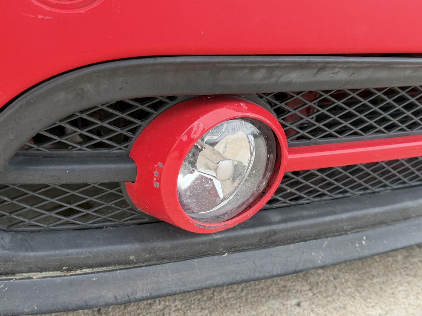 1998 RED /Gray Volkswagen New Beetle Base (3VWBB61C9WM) with an 2.0L 4 Cyl. engine, Manual transmission, located at 2990 Old Orchard Rd., Jackson, MO, 63755, 37.354214, -89.612106 - 1998 Volkswagen New Beetle 87xxx miles Front Wheel Drive 2.0L 4 Cyl. Manual We have financing available and we accept trades! Fill out a credit application on our website or come by today! If you have any questions, give us a call at (573) 204-7777 or visit our website at firstautocredit.com. - Photo#39