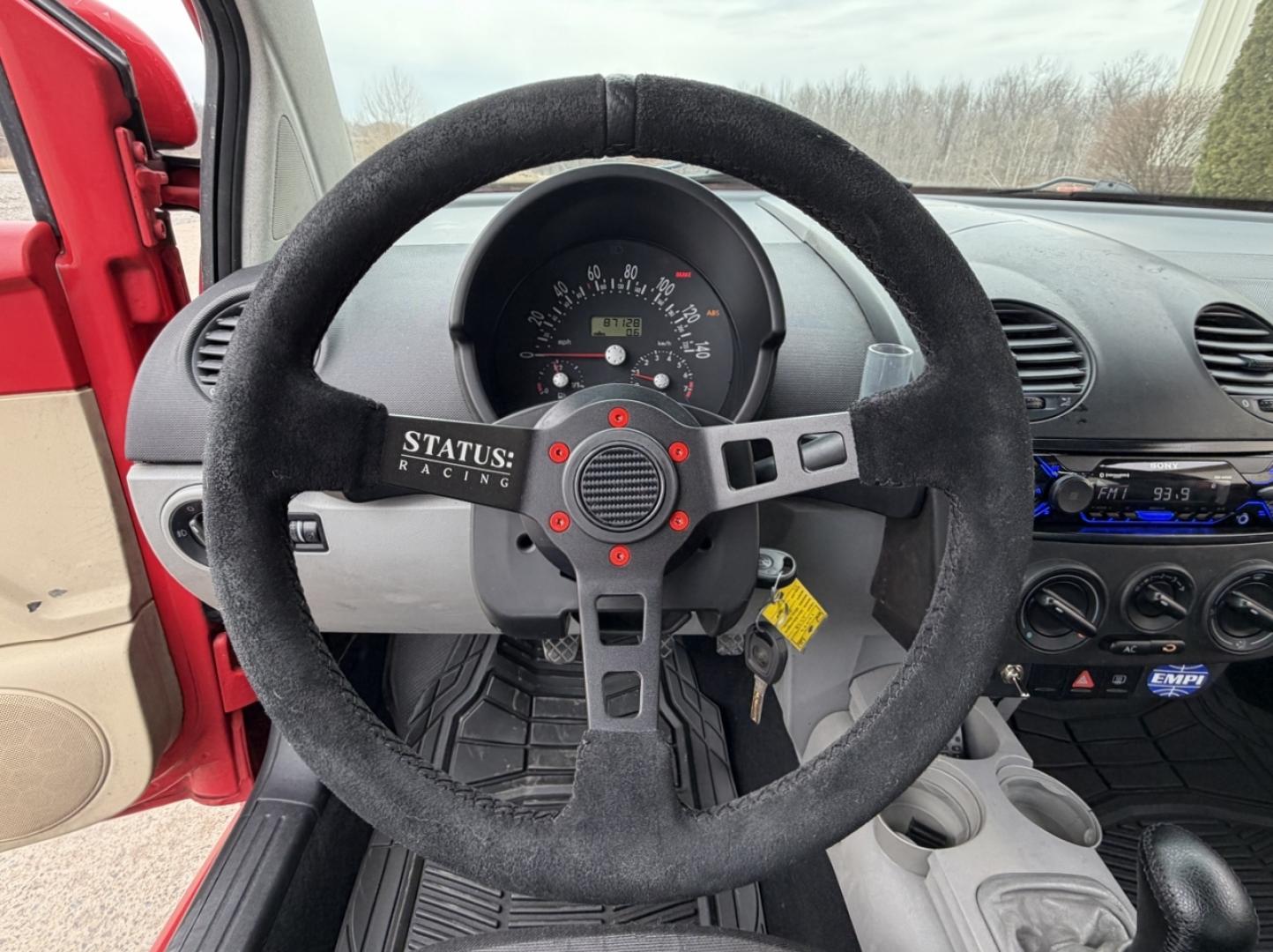 1998 RED /Gray Volkswagen New Beetle Base (3VWBB61C9WM) with an 2.0L 4 Cyl. engine, Manual transmission, located at 2990 Old Orchard Rd., Jackson, MO, 63755, 37.354214, -89.612106 - 1998 Volkswagen New Beetle 87xxx miles Front Wheel Drive 2.0L 4 Cyl. Manual We have financing available and we accept trades! Fill out a credit application on our website or come by today! If you have any questions, give us a call at (573) 204-7777 or visit our website at firstautocredit.com. - Photo#16