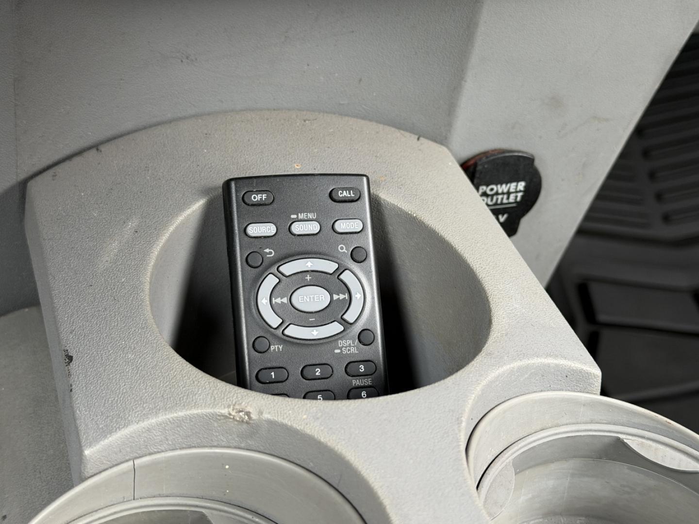 1998 RED /Gray Volkswagen New Beetle Base (3VWBB61C9WM) with an 2.0L 4 Cyl. engine, Manual transmission, located at 2990 Old Orchard Rd., Jackson, MO, 63755, 37.354214, -89.612106 - 1998 Volkswagen New Beetle 87xxx miles Front Wheel Drive 2.0L 4 Cyl. Manual We have financing available and we accept trades! Fill out a credit application on our website or come by today! If you have any questions, give us a call at (573) 204-7777 or visit our website at firstautocredit.com. - Photo#20