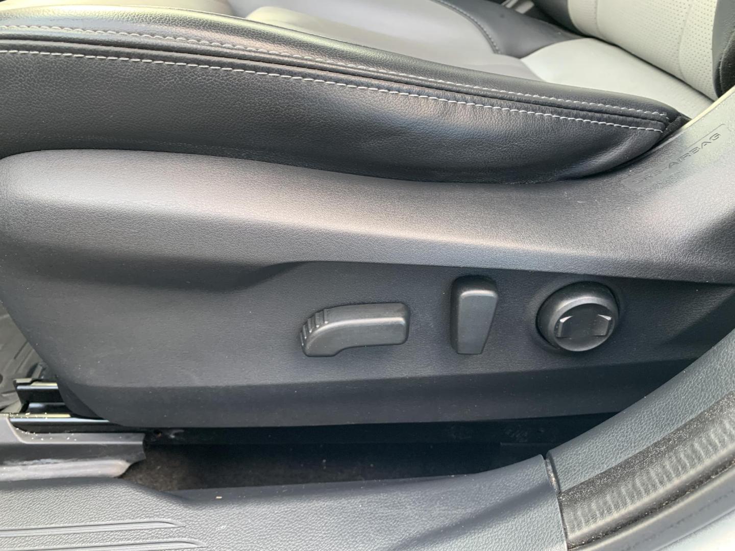 2021 SILVER /GRAY Subaru Outback Limited (4S4BTANC1M3) with an 2.5L H4 DOHC 16V engine, Automatic transmission, located at 506 S. Kingshighway, Cape Girardeau, MO, 63703, (573) 235-5000, 37.294991, -89.553635 - 2021 Subaru Outback Limited 101,xxx miles Alarm System Bluetooth Folding Rear Seat Heated Seats Heated Steering Wheel Integrated Garage Door Opener Navigation System Power Windows/Doors/Locks Proximity Sensing Keyless Entry Push-Button Engine Start Rear Window Defroster Remote Control L - Photo#22