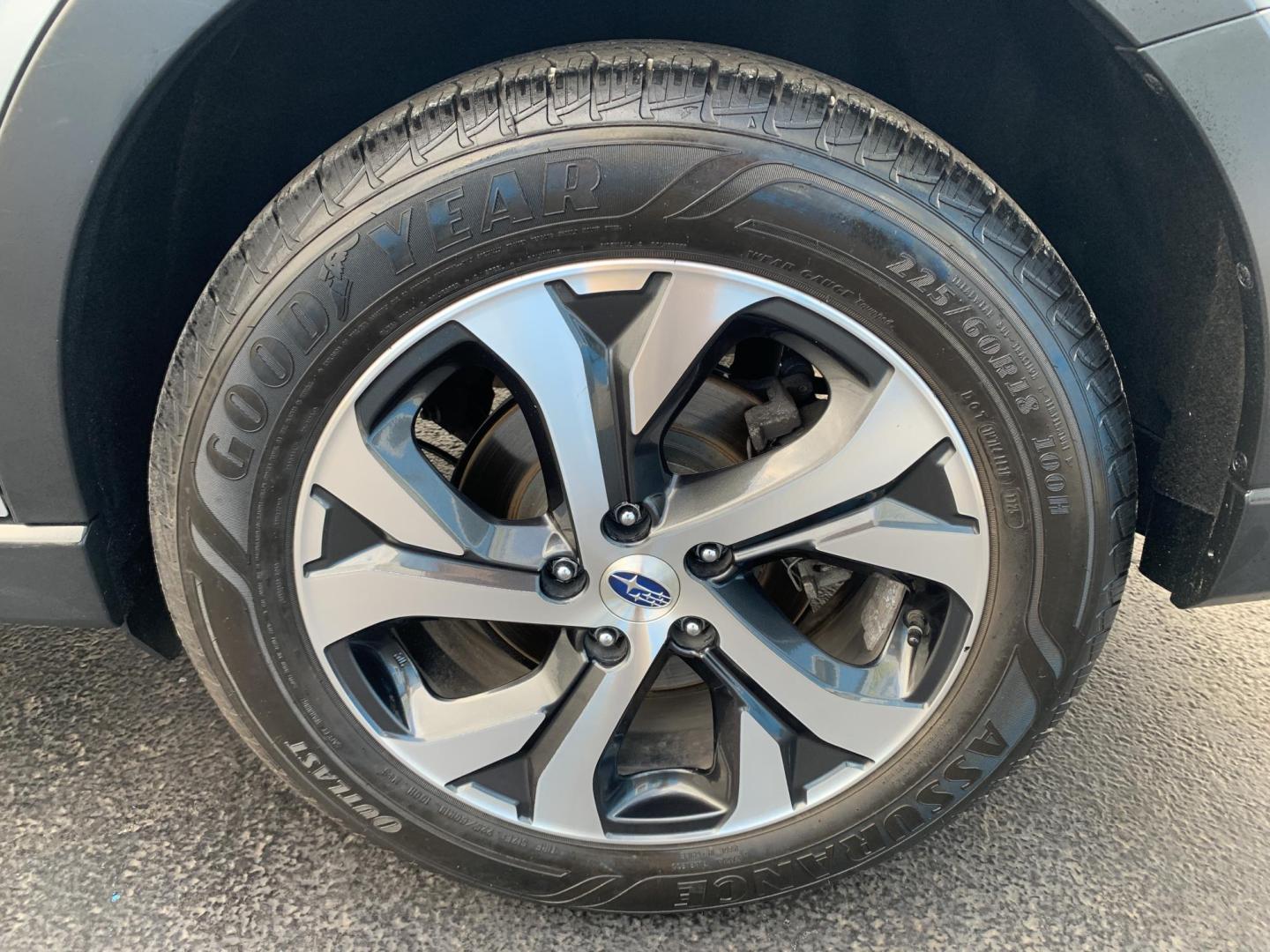 2021 SILVER /GRAY Subaru Outback Limited (4S4BTANC1M3) with an 2.5L H4 DOHC 16V engine, Automatic transmission, located at 506 S. Kingshighway, Cape Girardeau, MO, 63703, (573) 235-5000, 37.294991, -89.553635 - 2021 Subaru Outback Limited 101,xxx miles Alarm System Bluetooth Folding Rear Seat Heated Seats Heated Steering Wheel Integrated Garage Door Opener Navigation System Power Windows/Doors/Locks Proximity Sensing Keyless Entry Push-Button Engine Start Rear Window Defroster Remote Control L - Photo#35